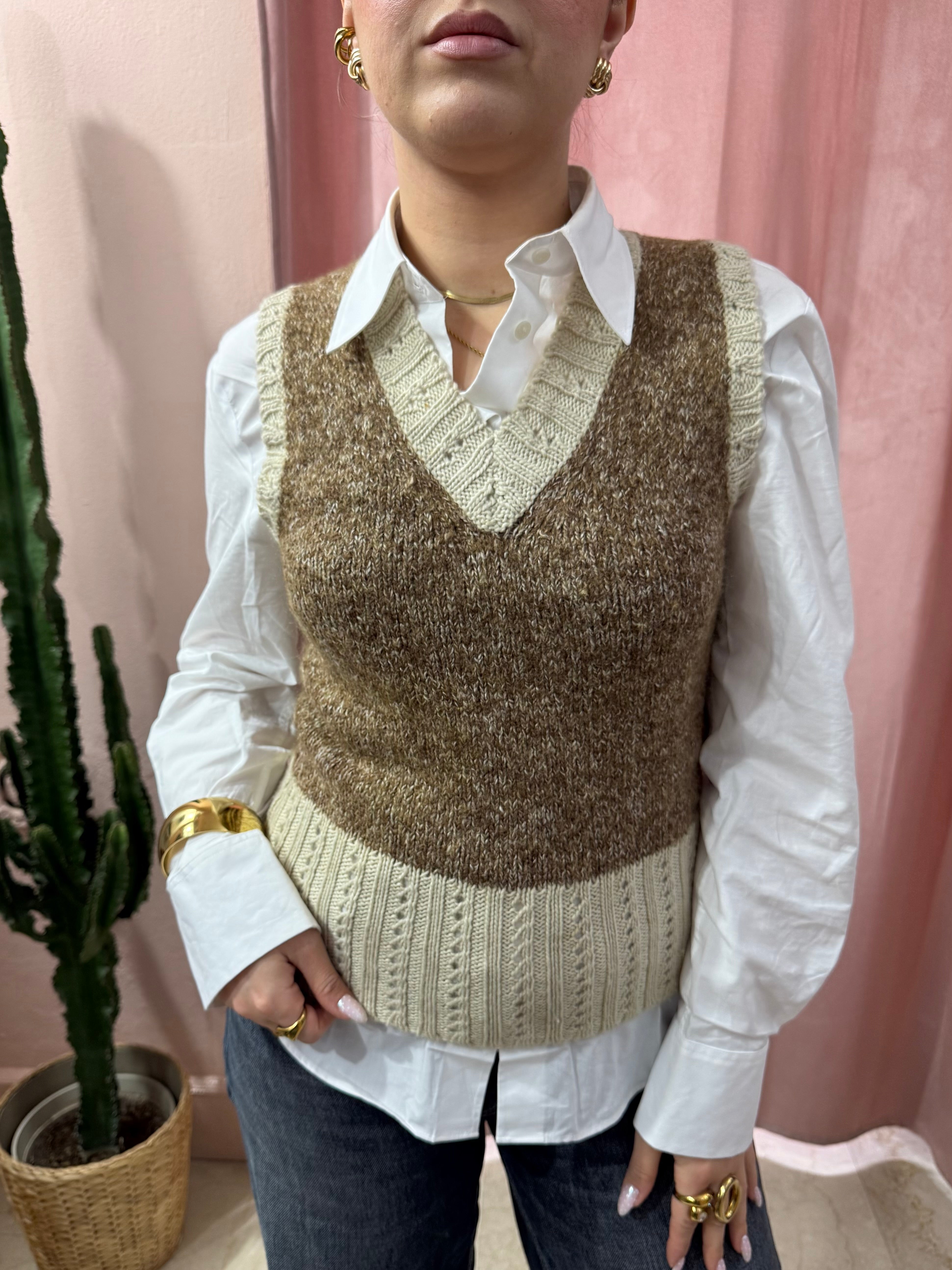 Gilet smanicato in lana mohair e alpaca
