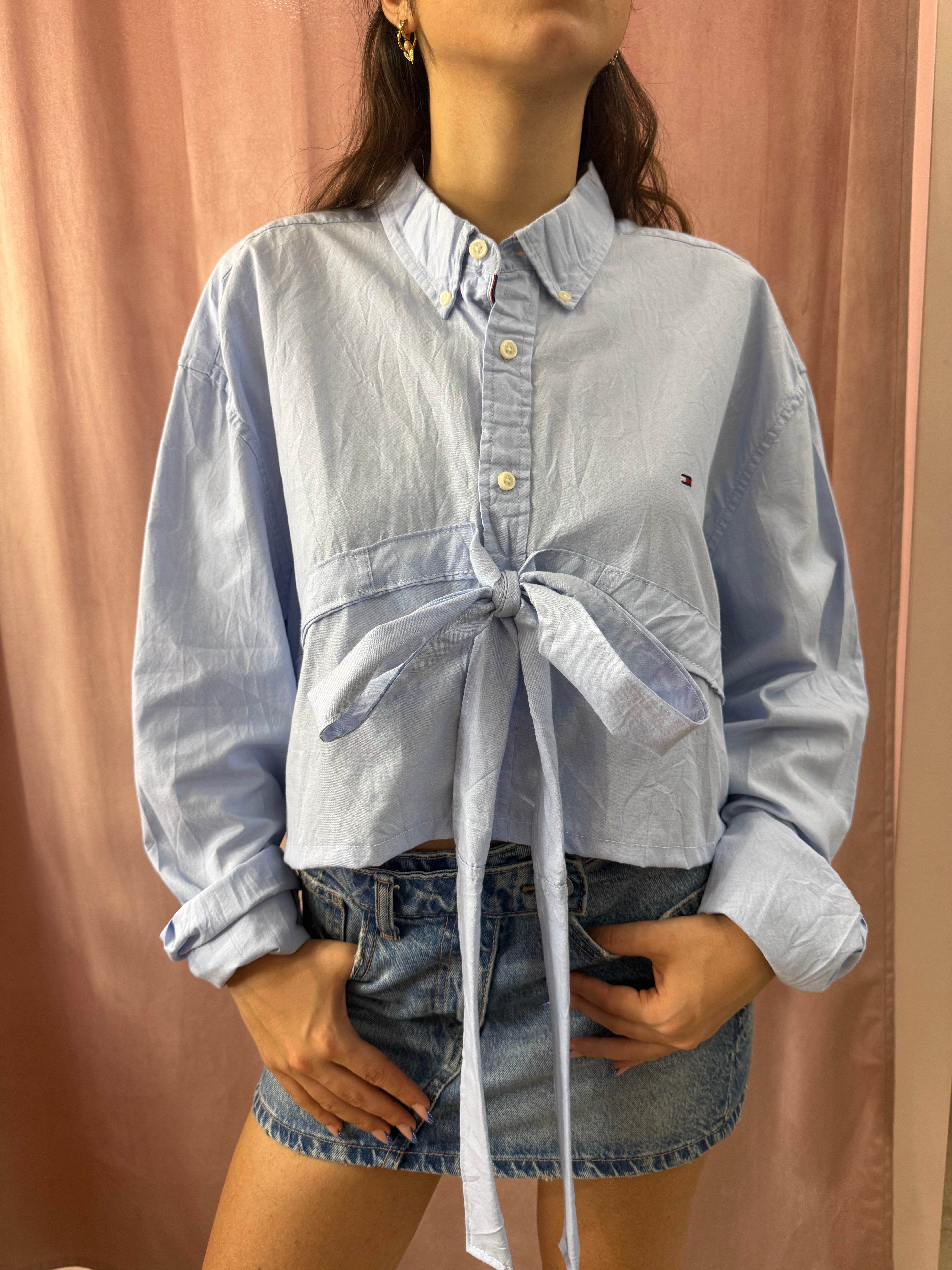 Camicia Tommy Hilfiger upcycling azzurra