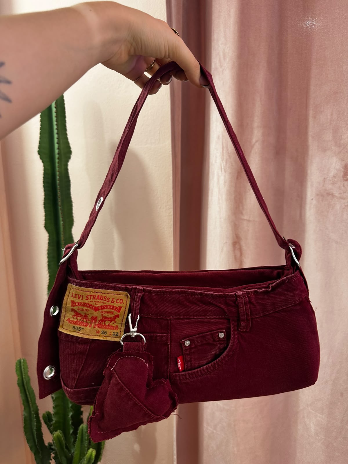 Borsa Levis baguette upcycling bordeaux