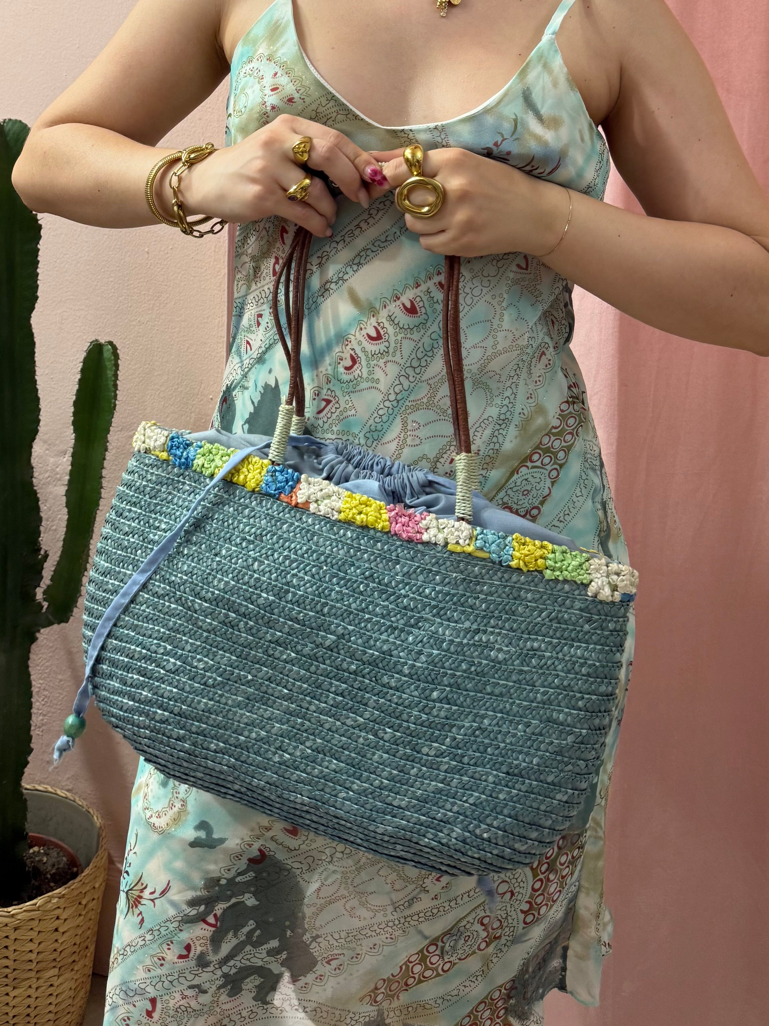 Borsa vintage in paglia azzurra