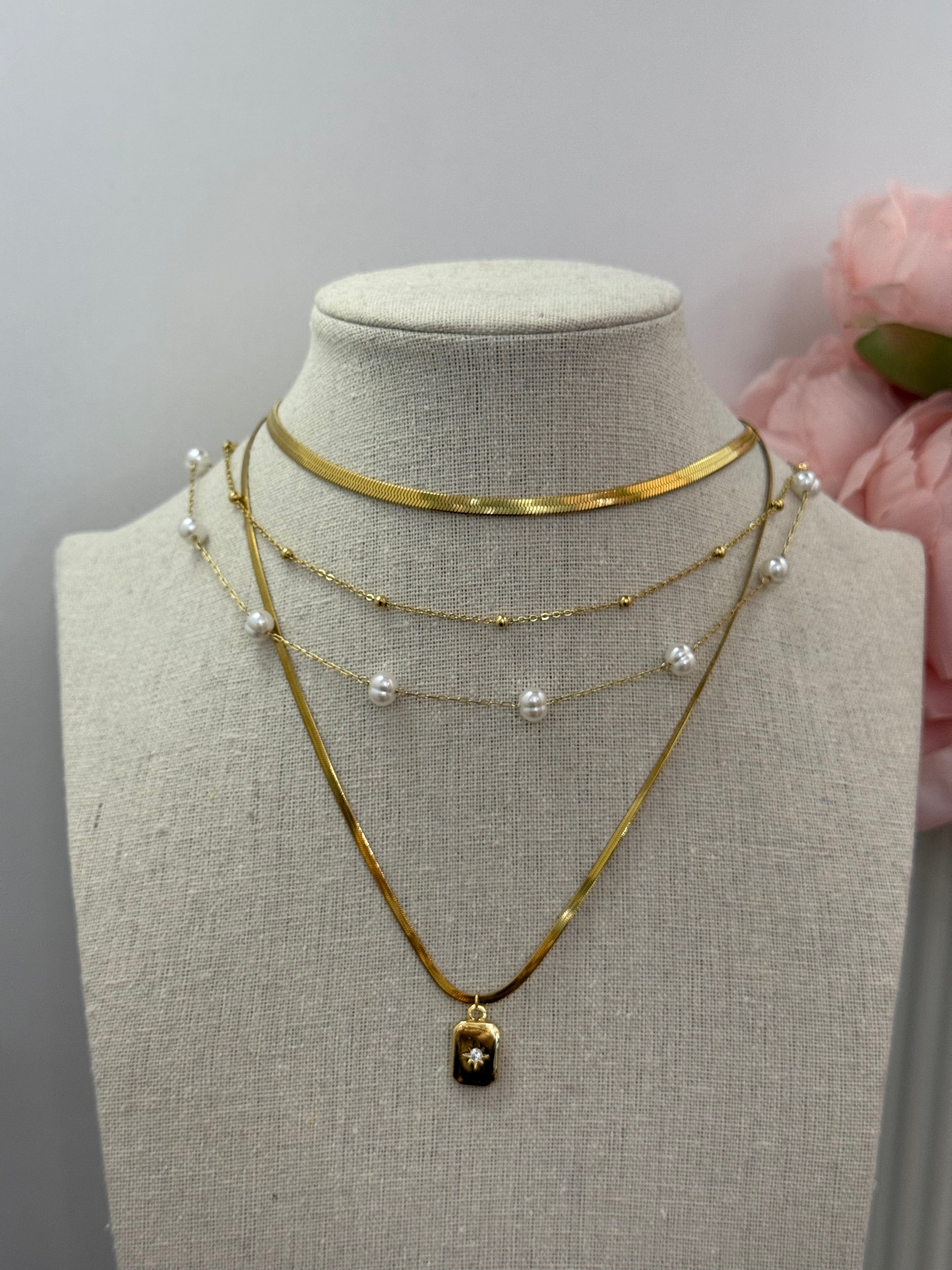 Collana doppia con perle