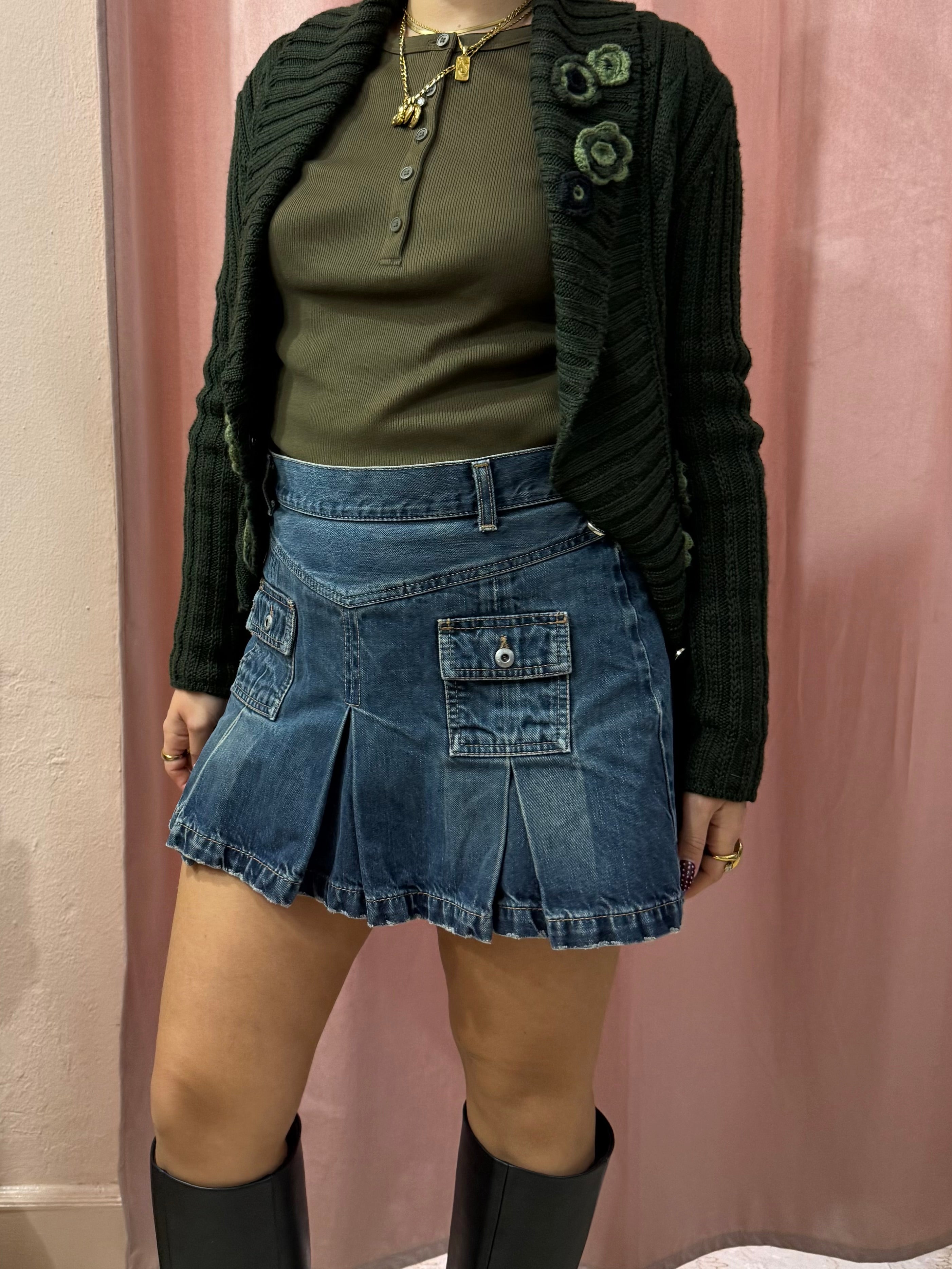 Minigonna in denim con pieghe