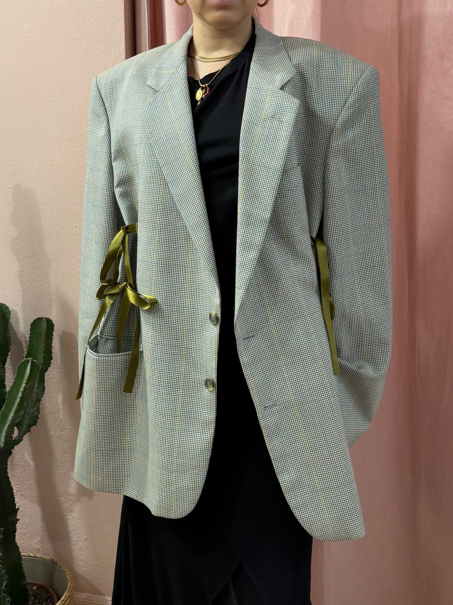 Blazer upcycling fiocchi sul verde