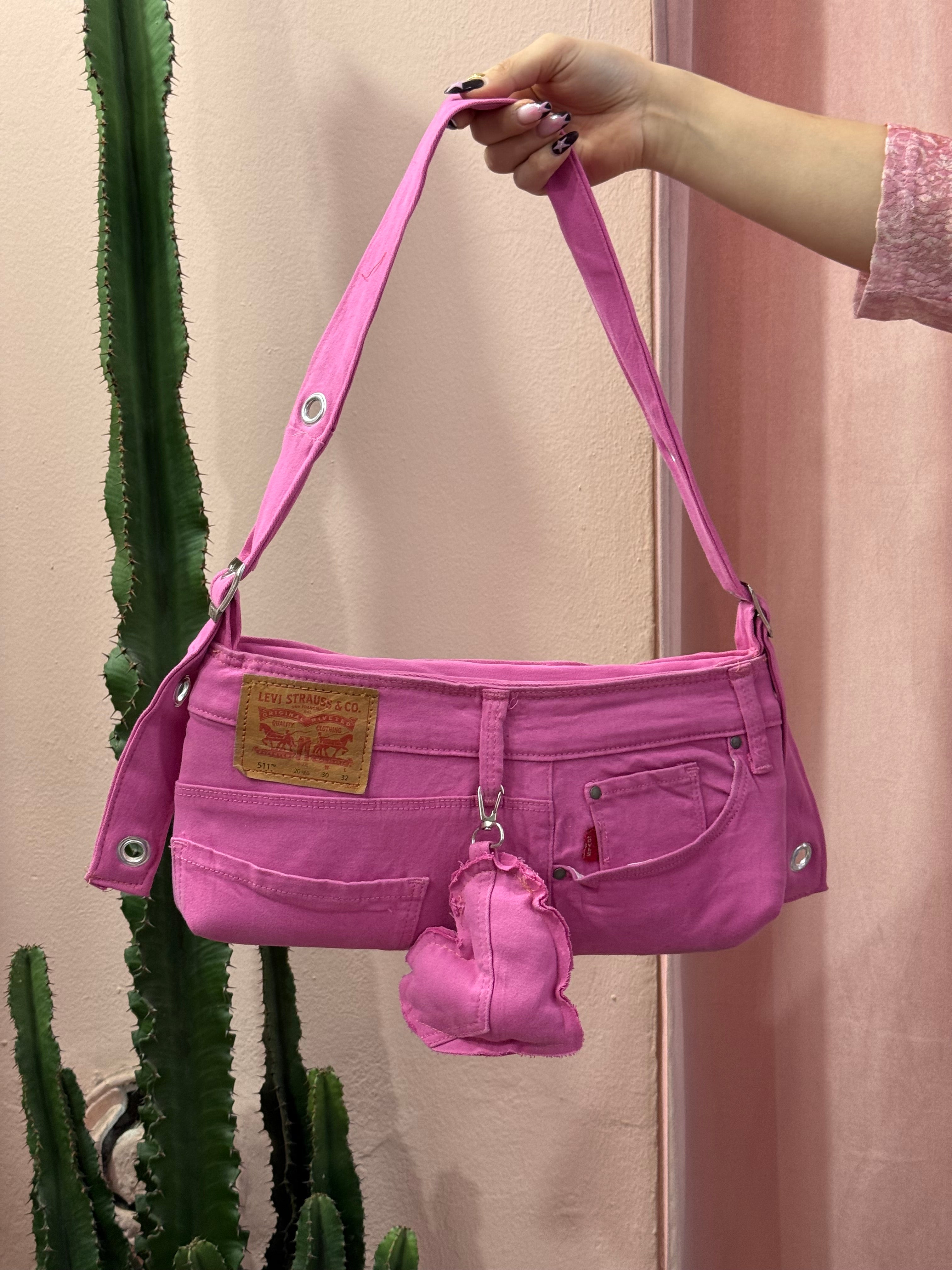 Borsa baguette Levis upcycling fucsia