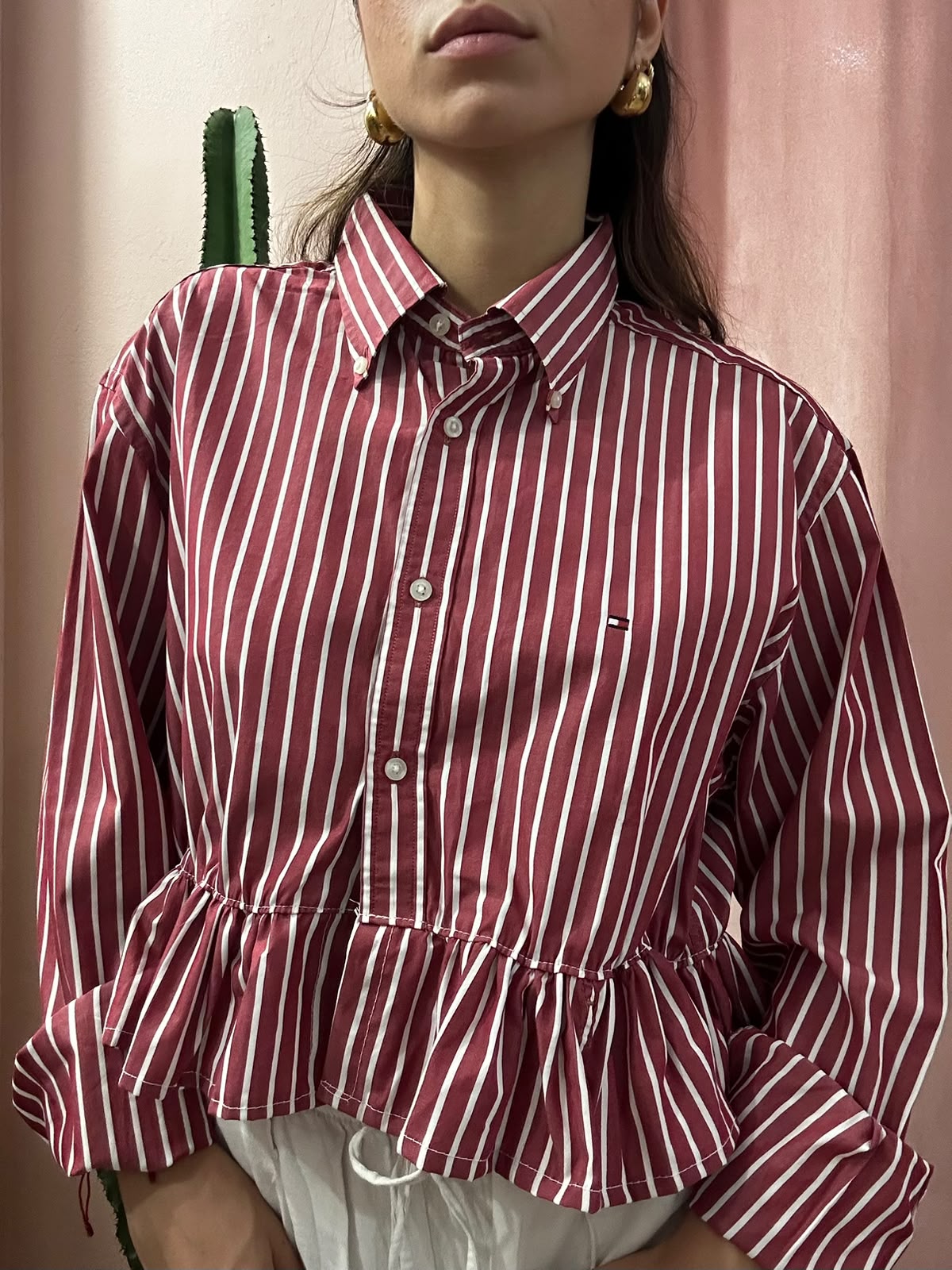Camicia Tommy Hilfiger upcycling volant bordeaux a righe