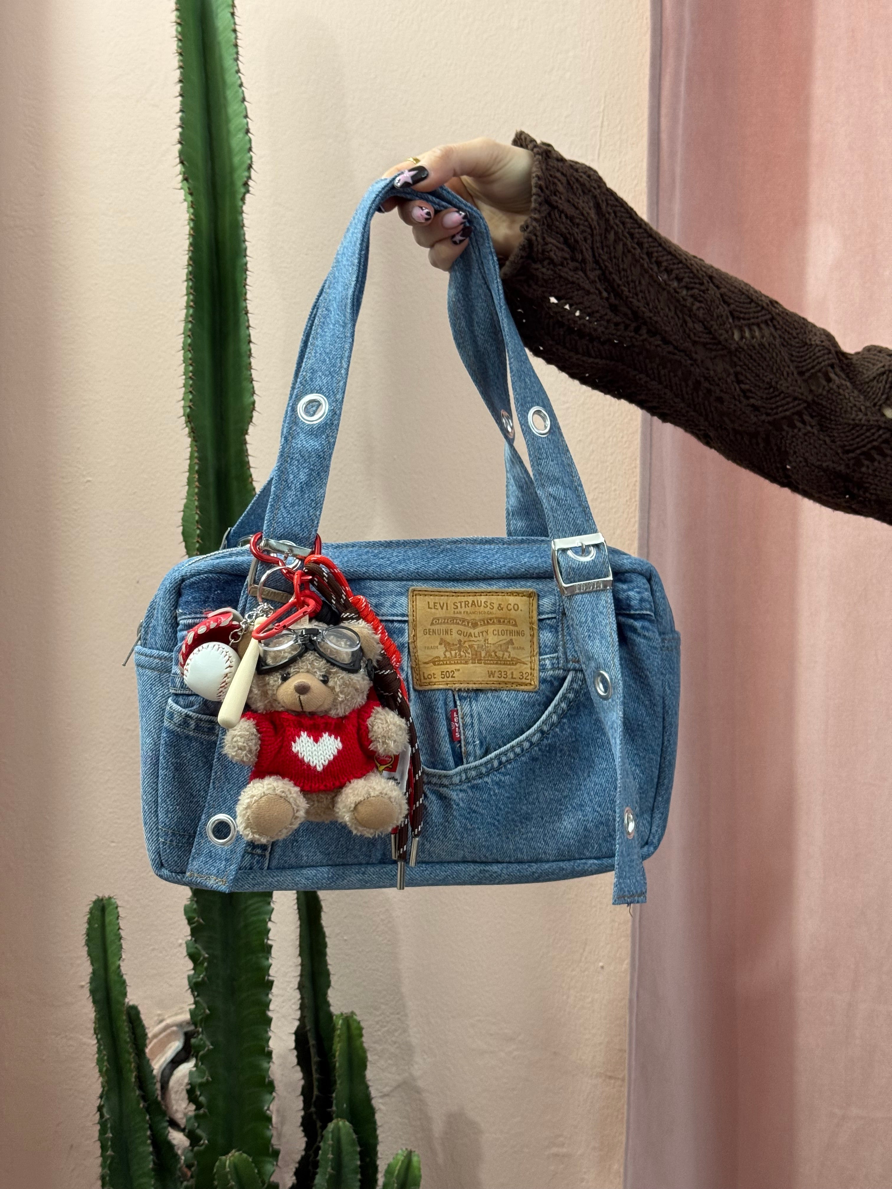 Borsa Levis upcycling denim chiaro