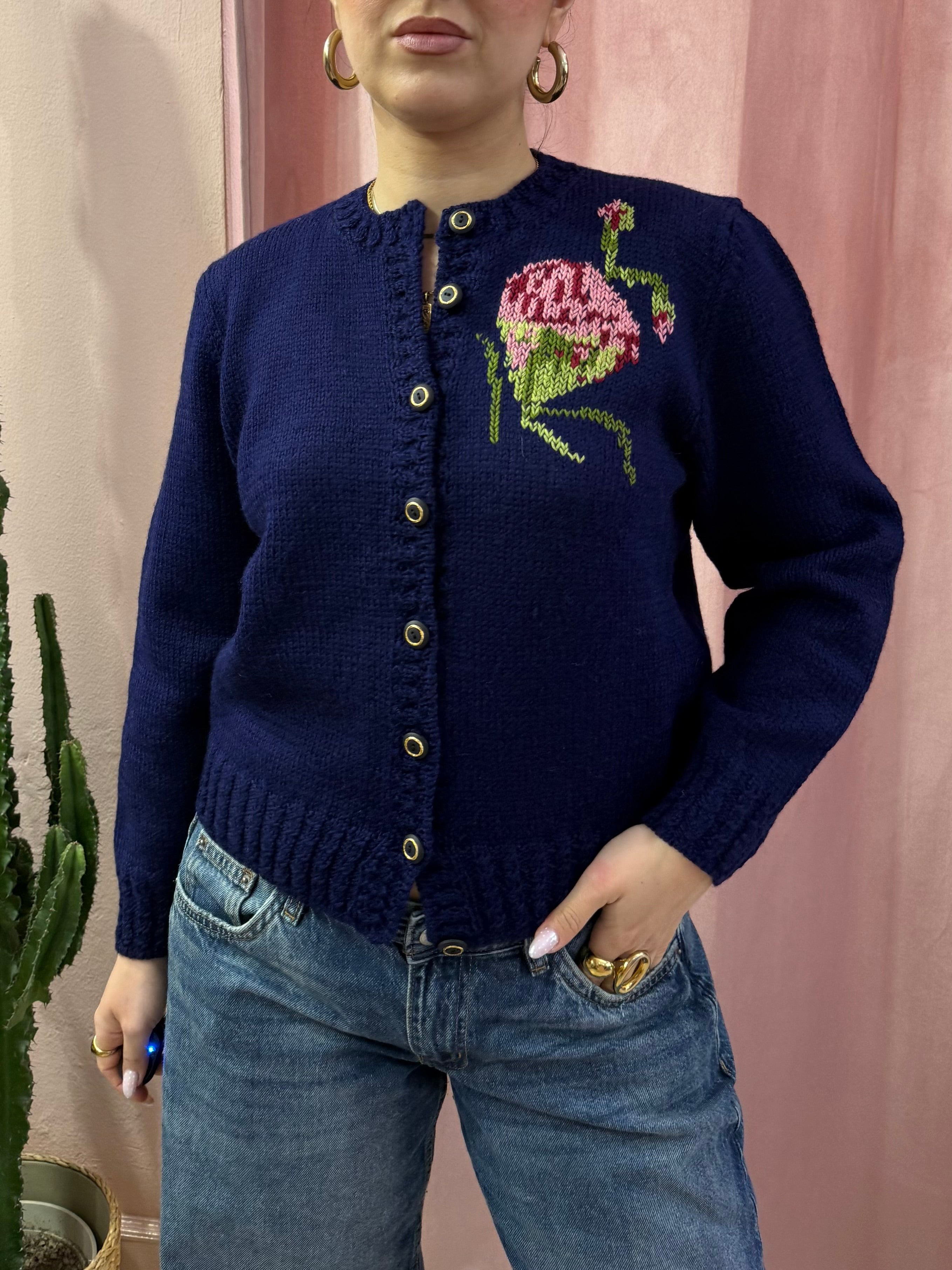 Maglione vintage blu ricamato
