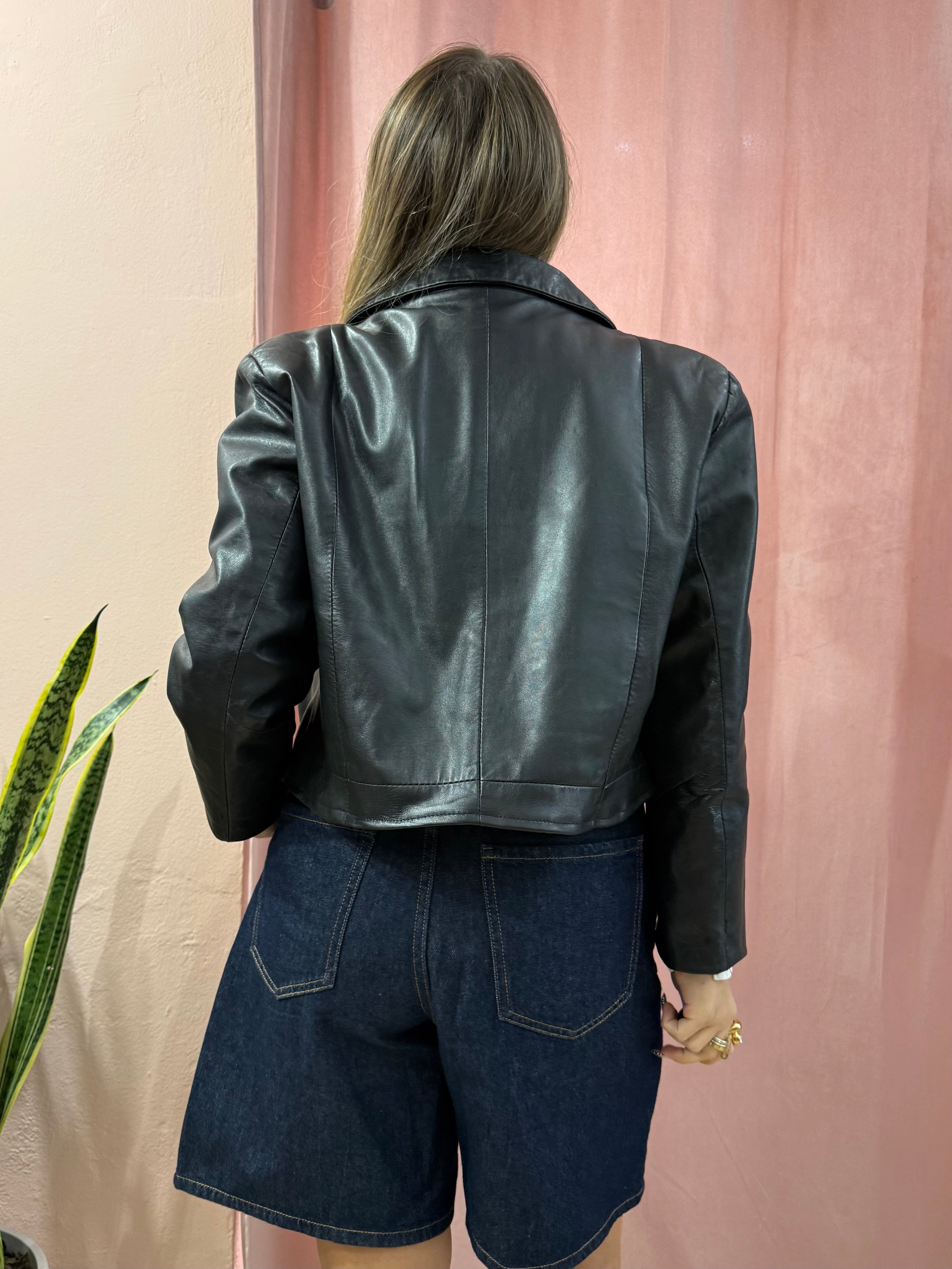 Giacca crop in vera pelle