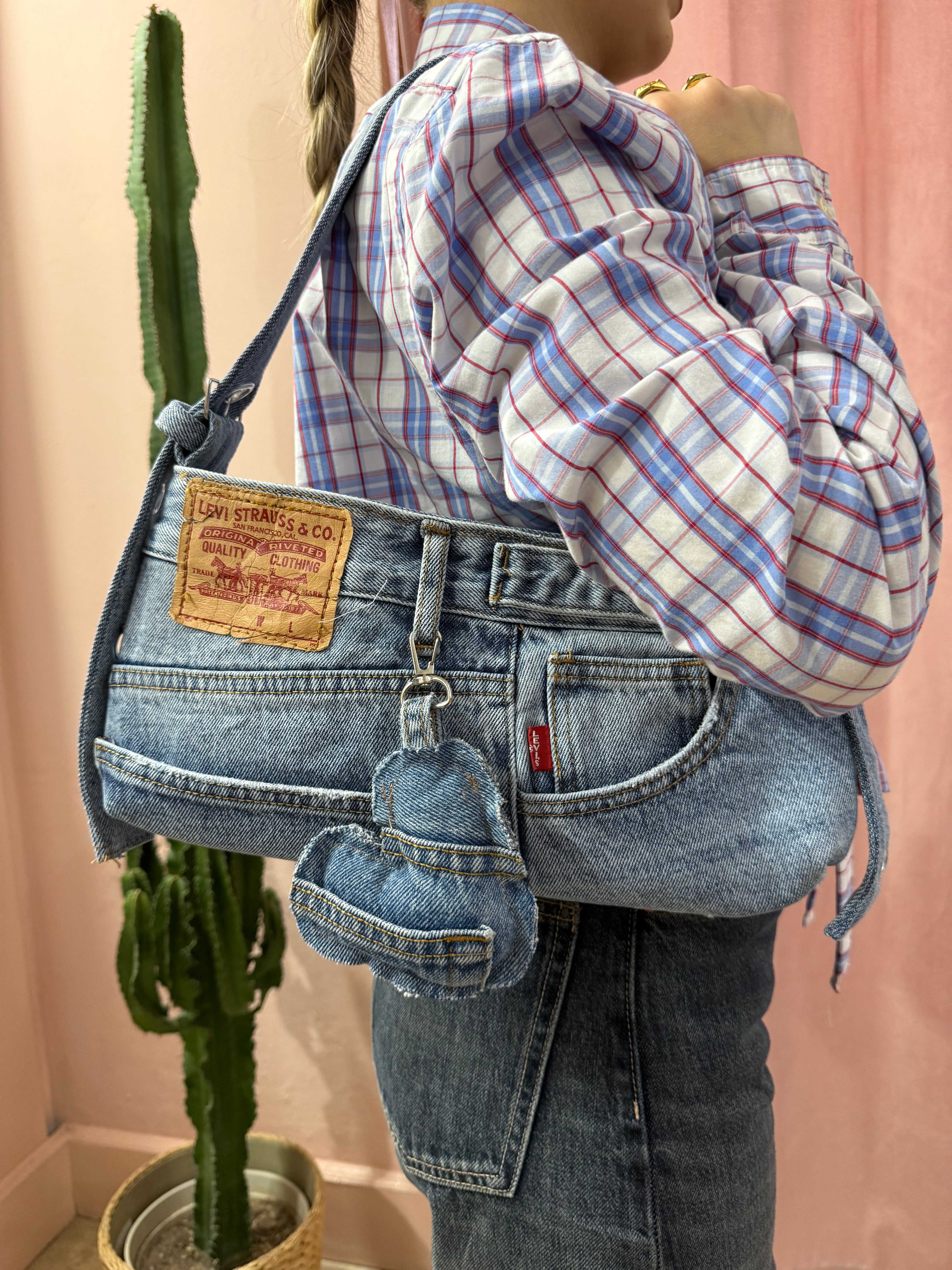 Borsa baguette Levis upcycling