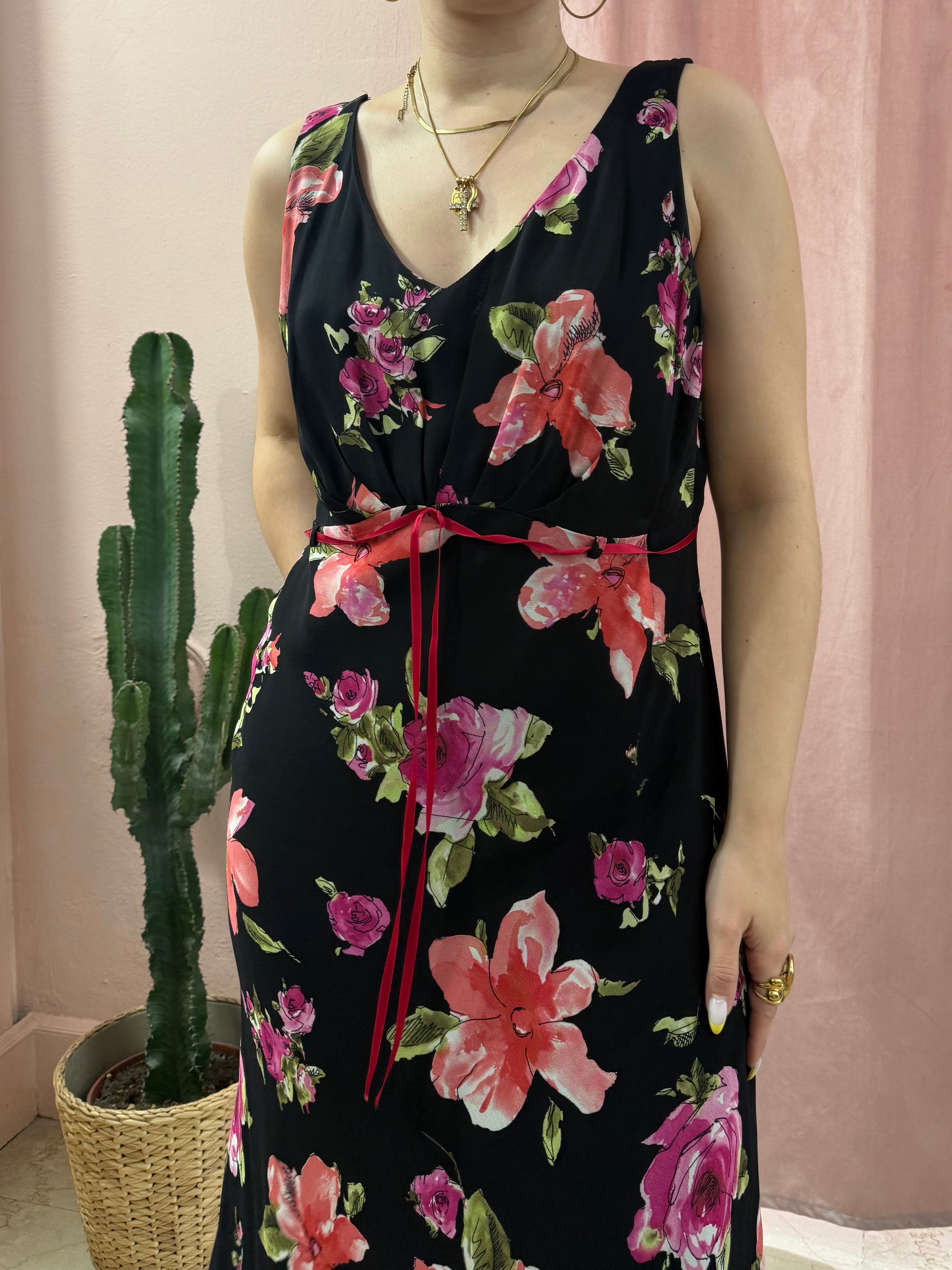 Maxi vestito nero fantasia a fiori