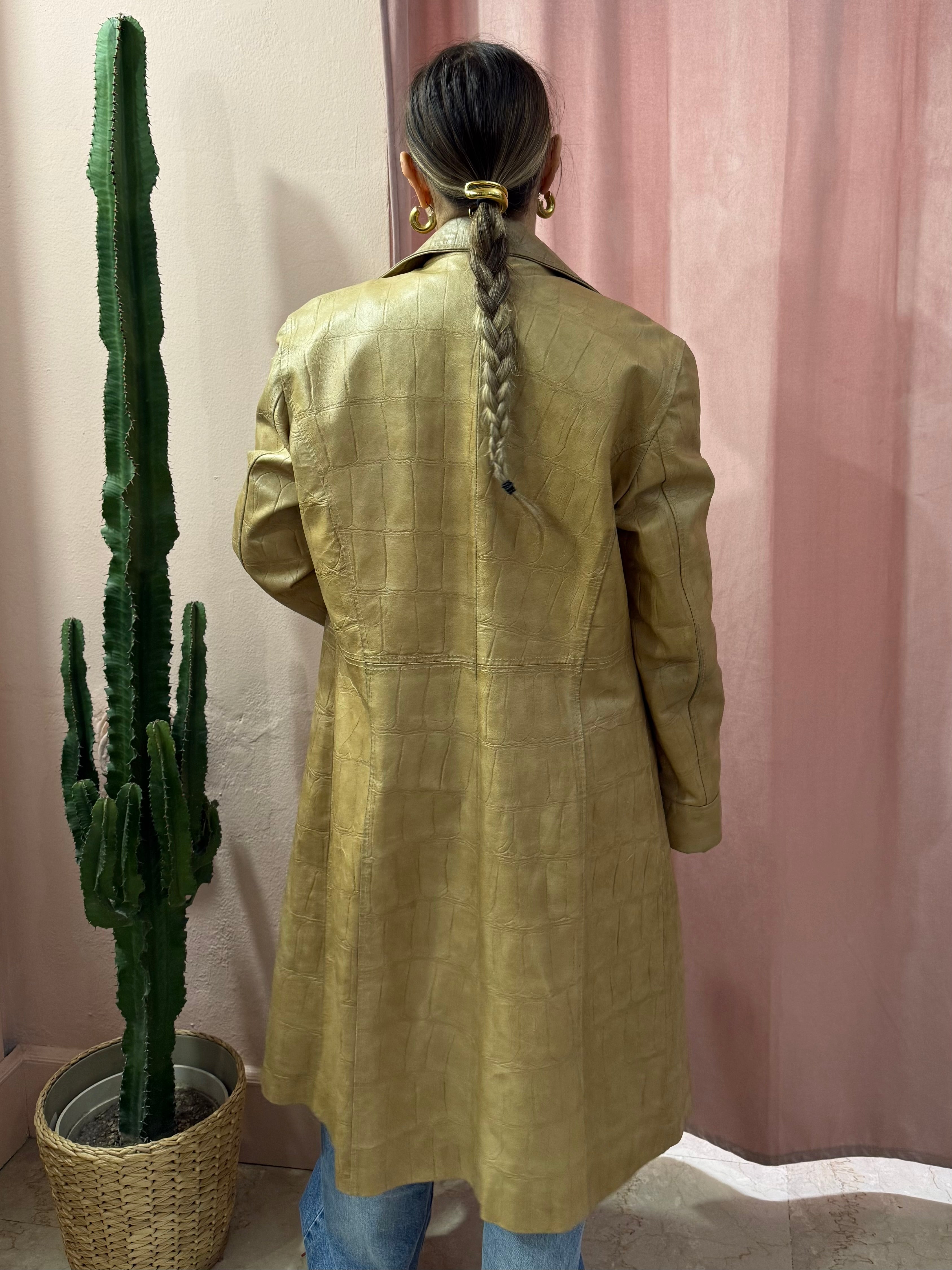 Trench in vera pelle effetto cocco