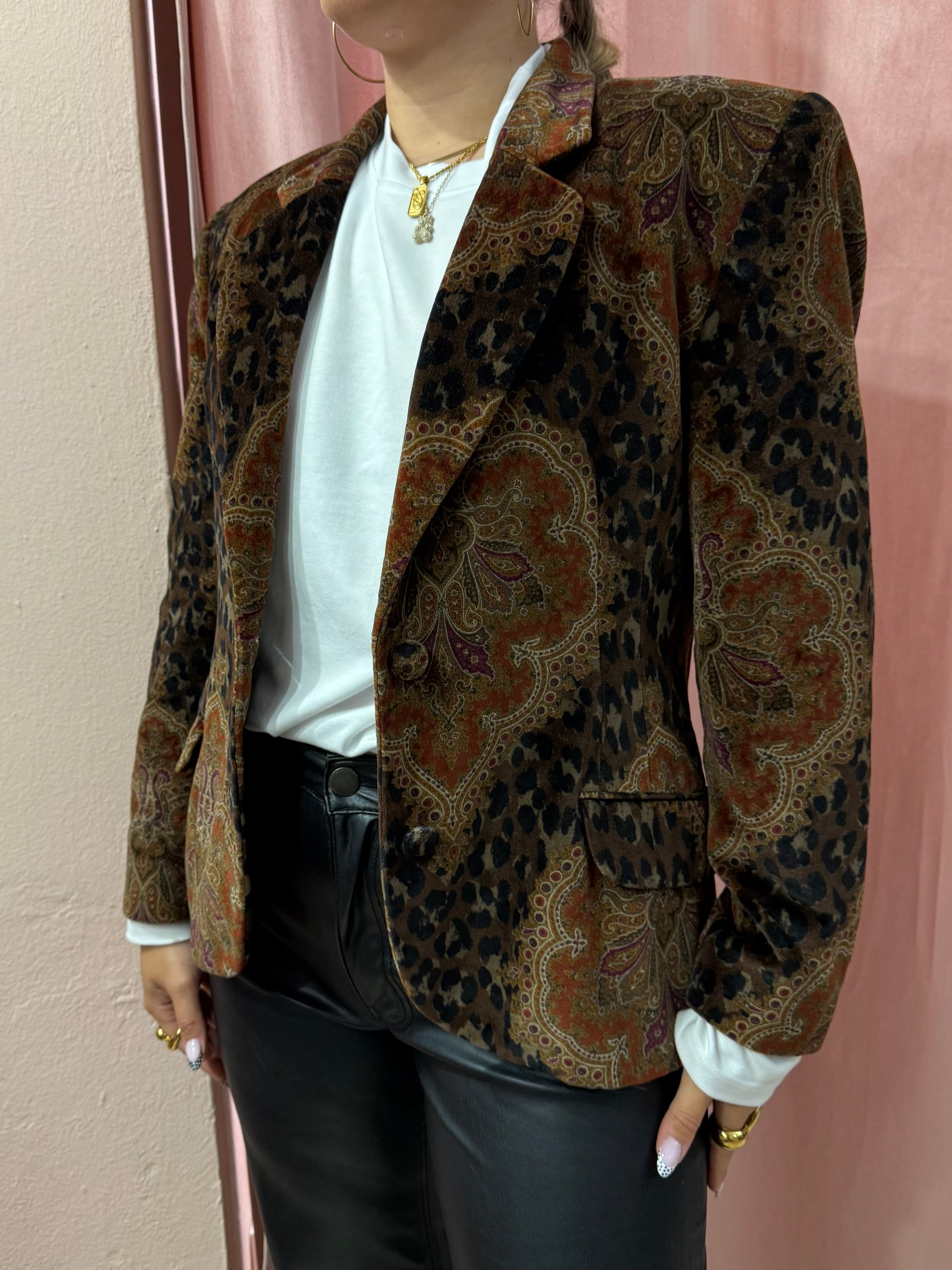 Blazer vintage animalier e damascato