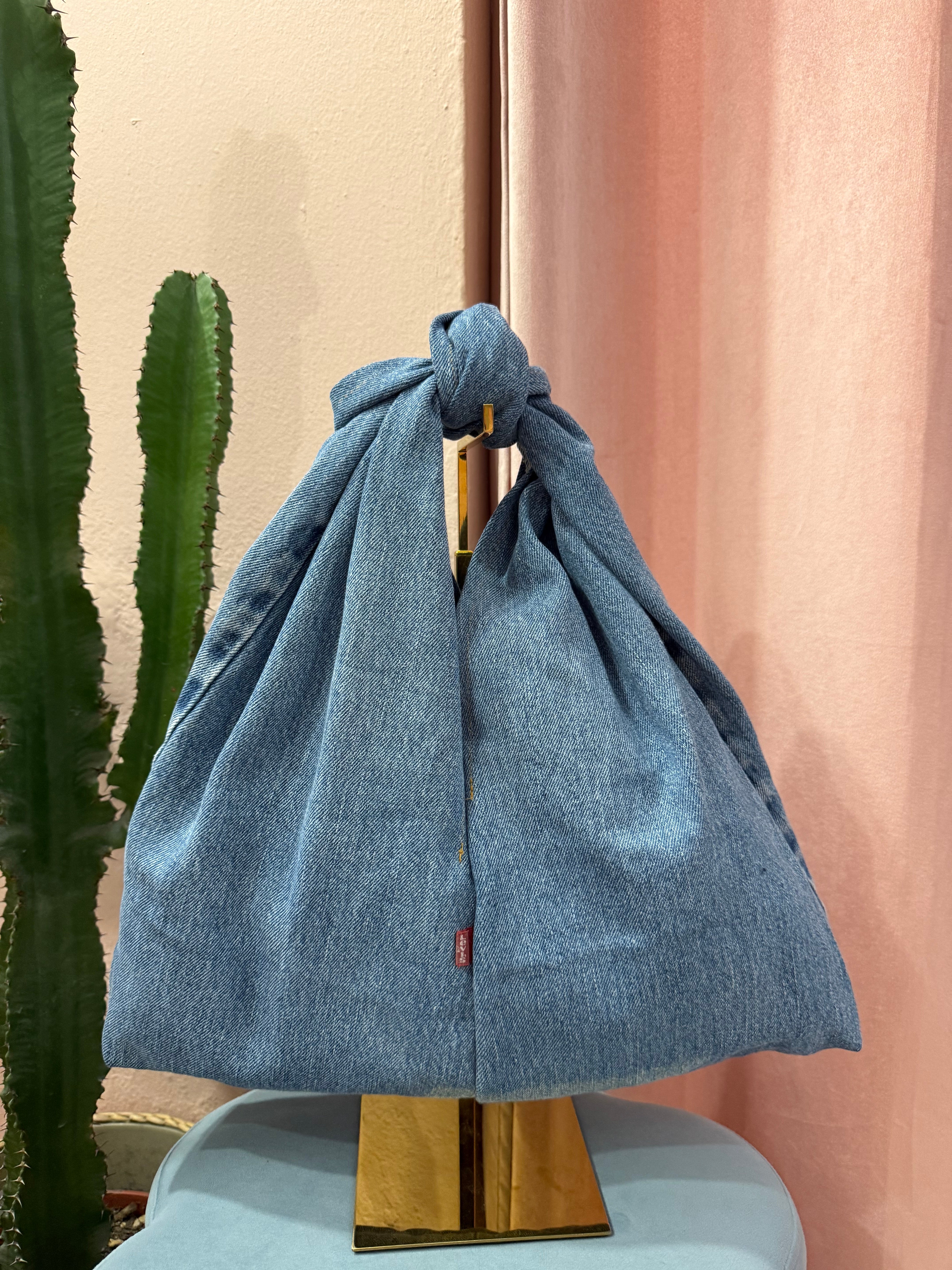 Borsa Levis upcycling nodo