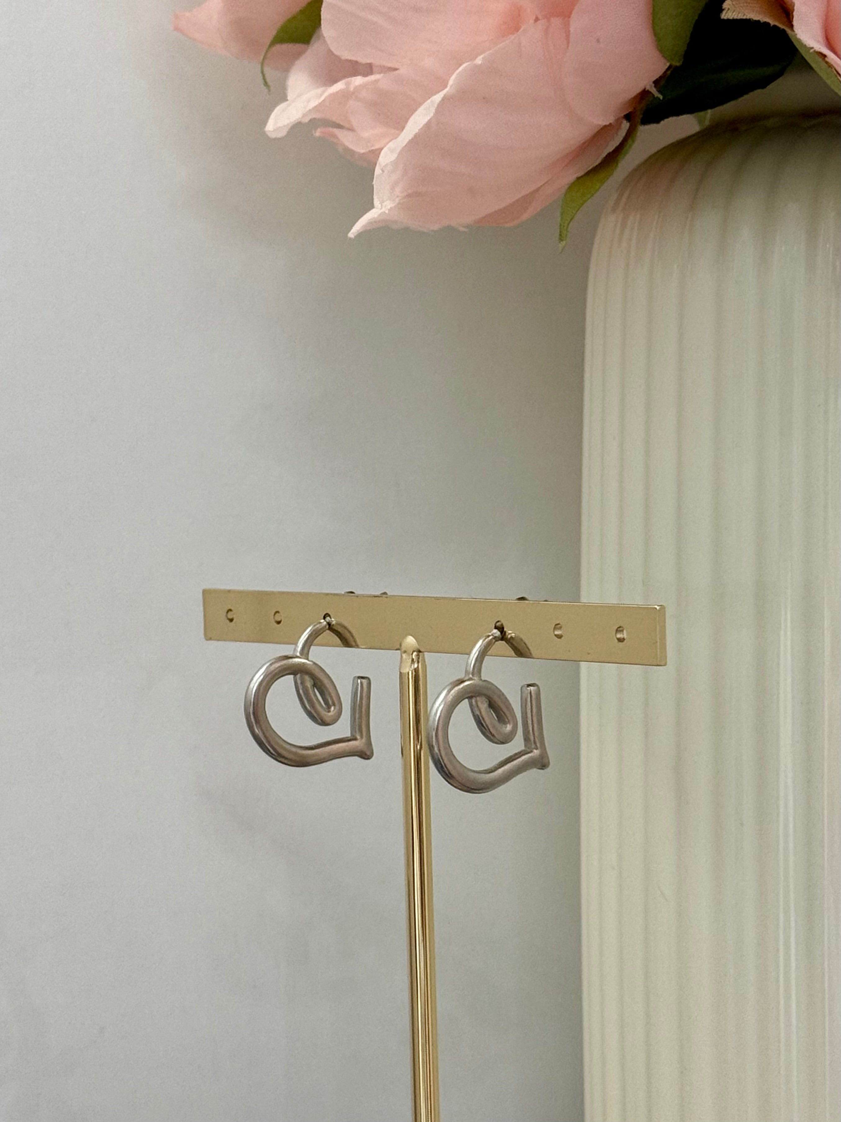 Orecchini cuore intrecciato| solo online