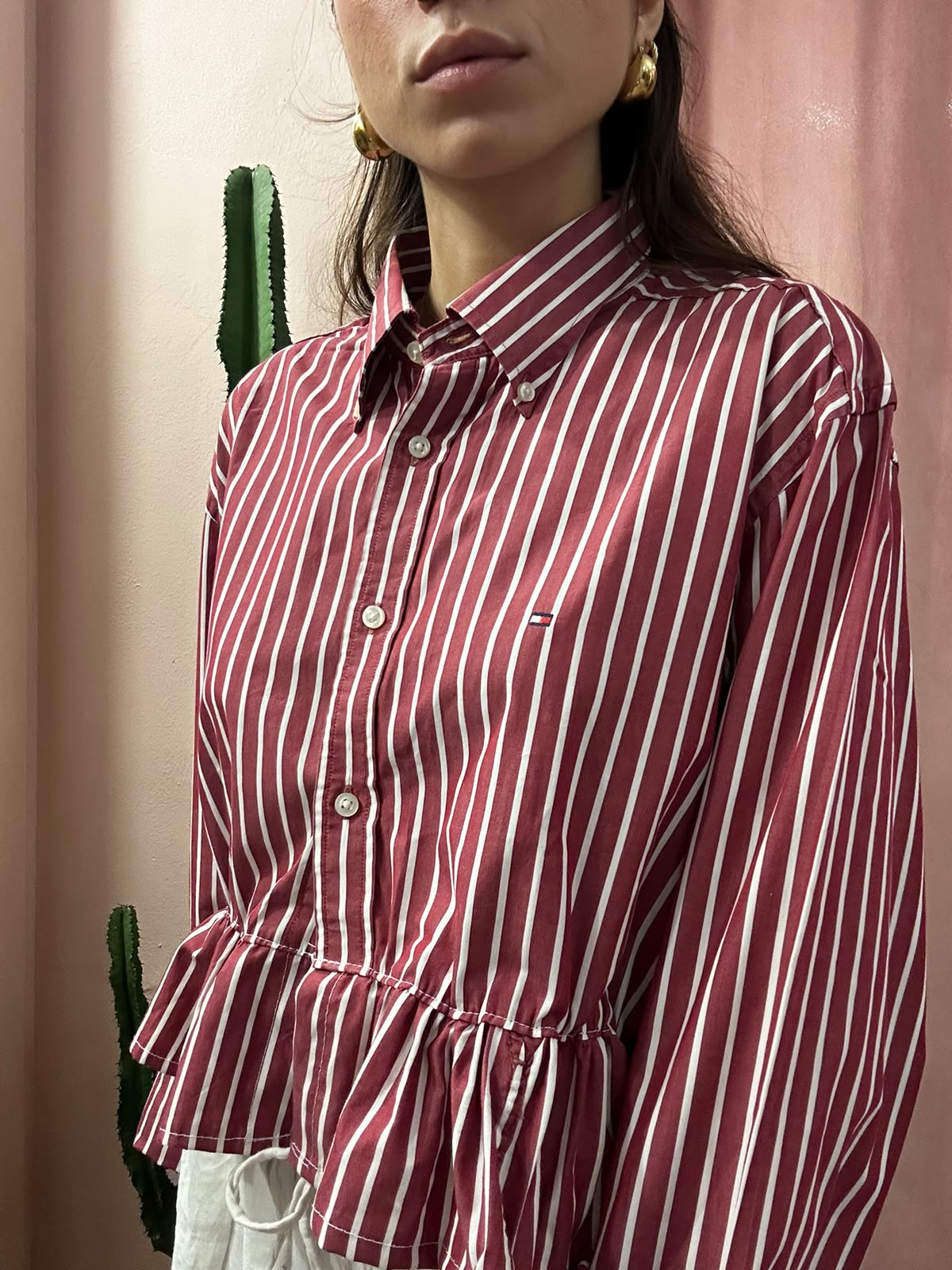 Camicia Tommy Hilfiger upcycling volant bordeaux a righe