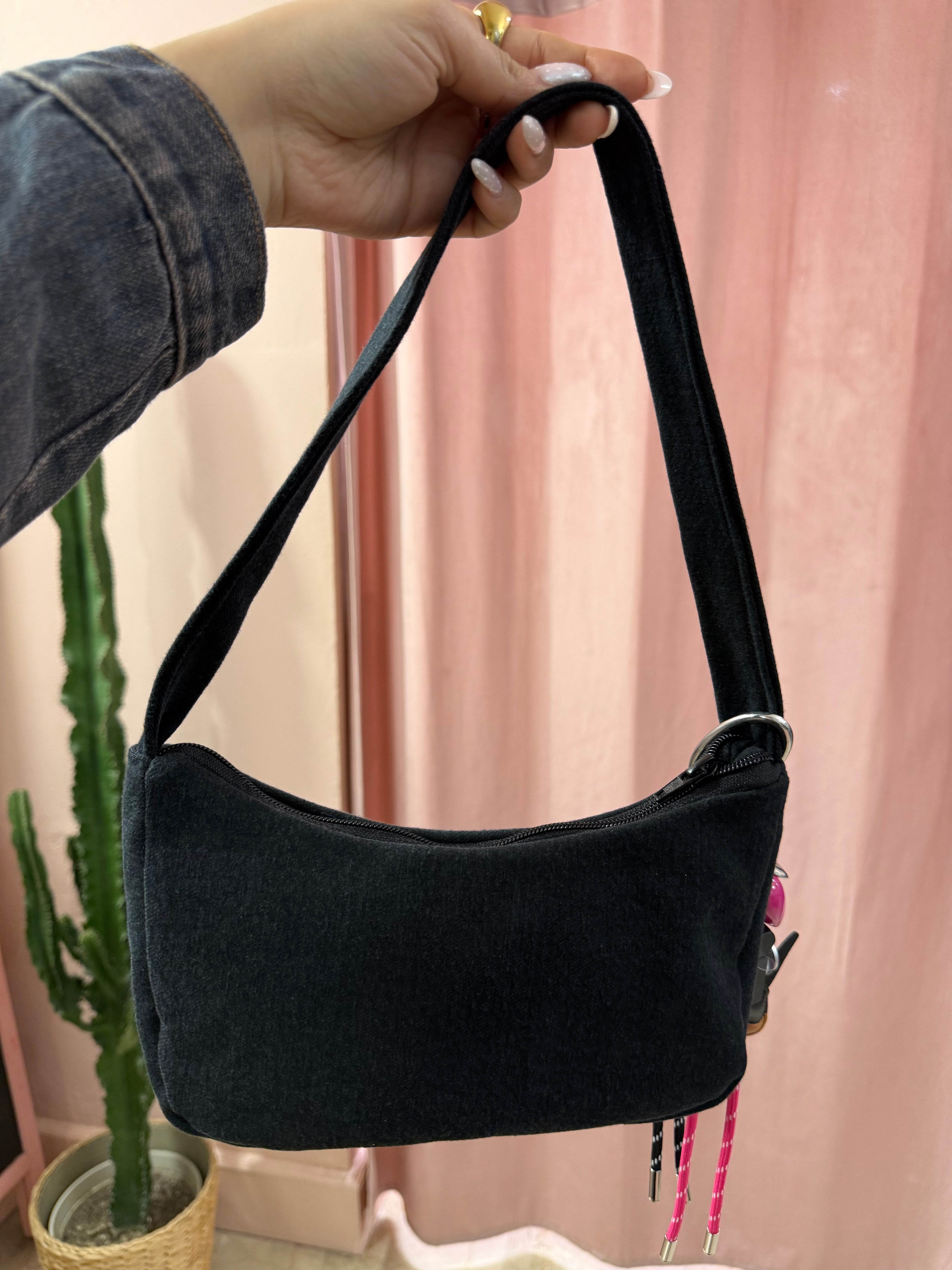 Borsa Levis upcycling nera