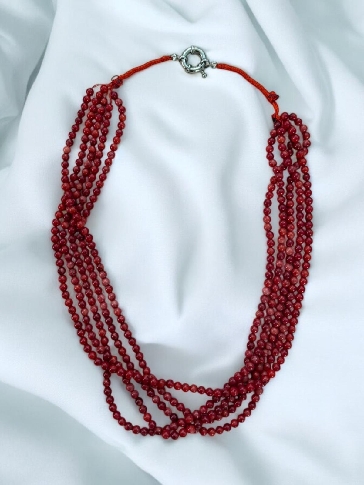 Collana vintage torchon in corallo