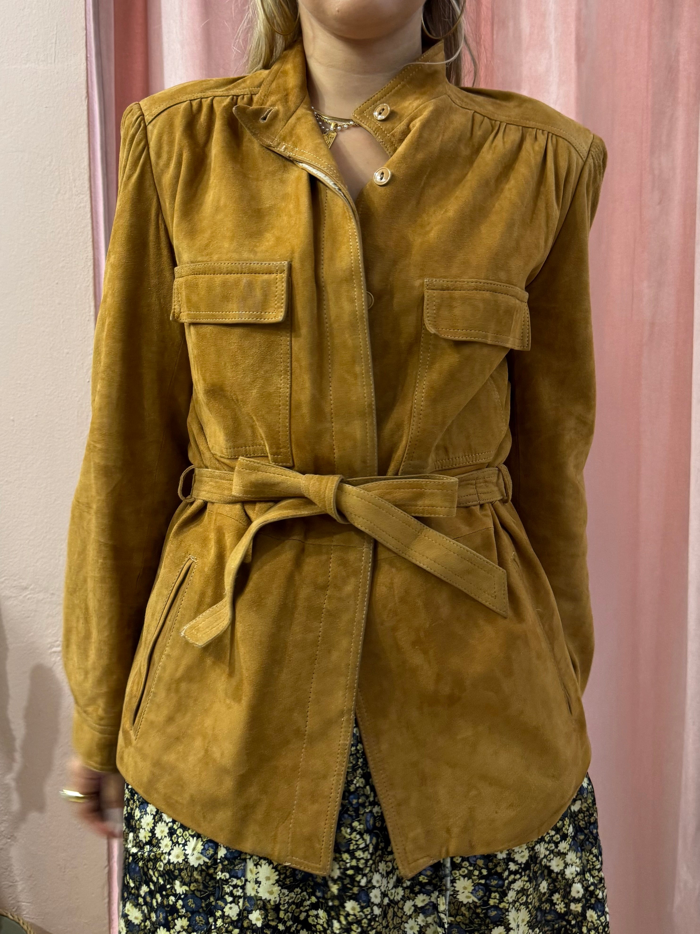 Giacca scamosciata con cinturino