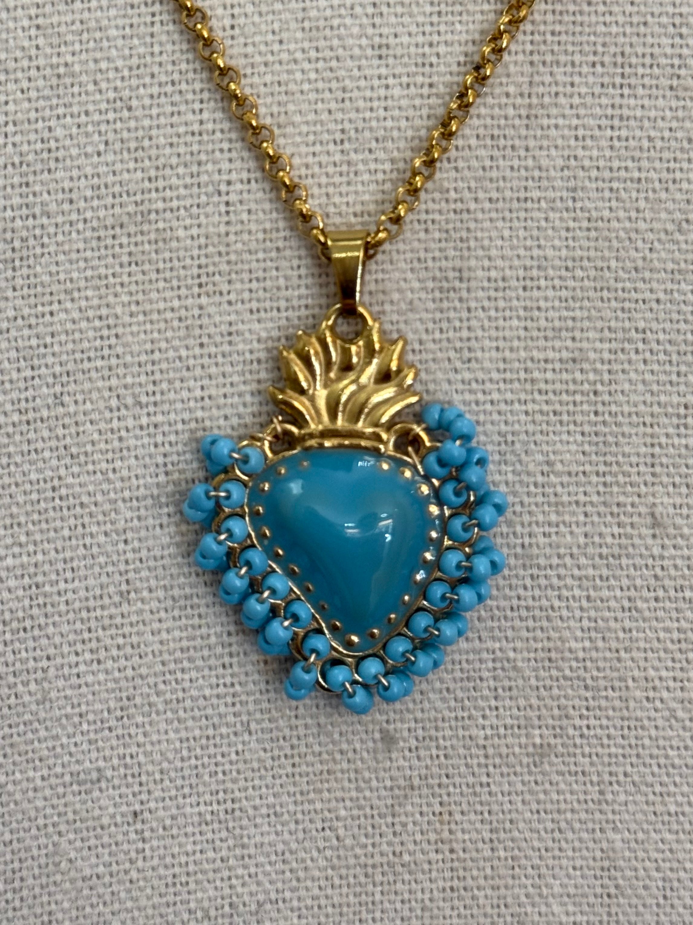 Collana cuore sacro azzurro