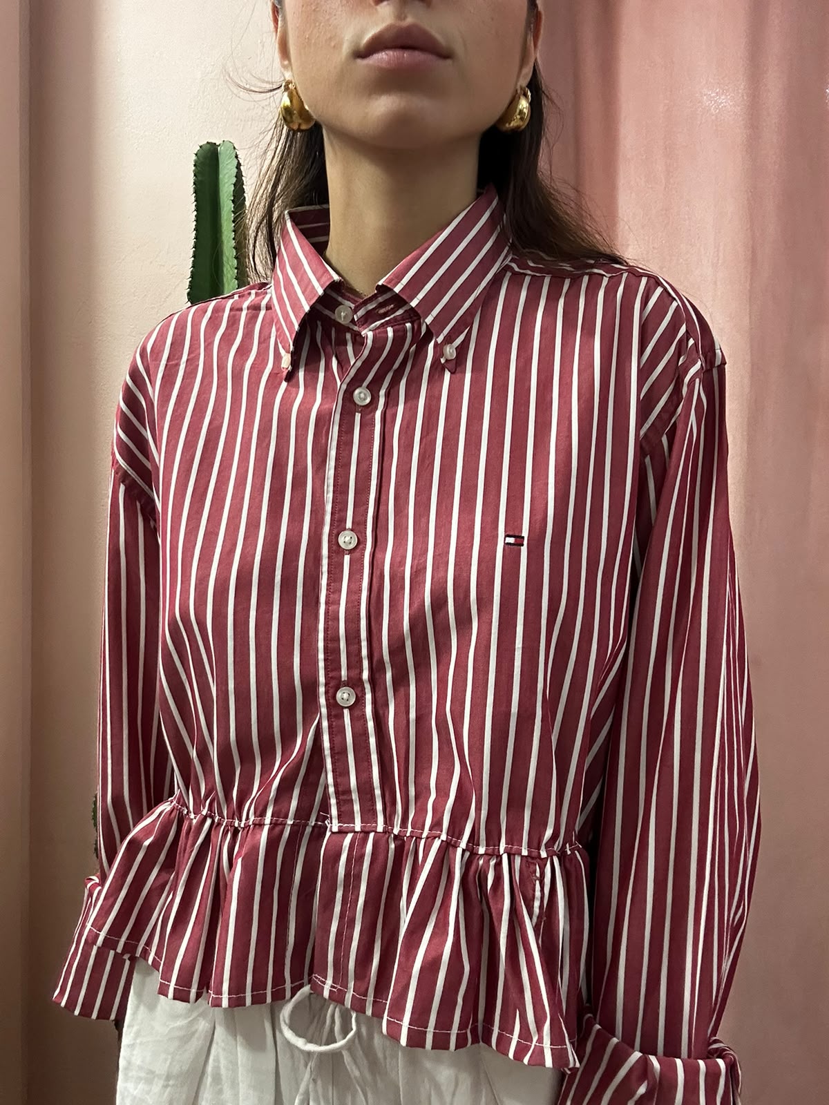 Camicia Tommy Hilfiger upcycling volant bordeaux a righe