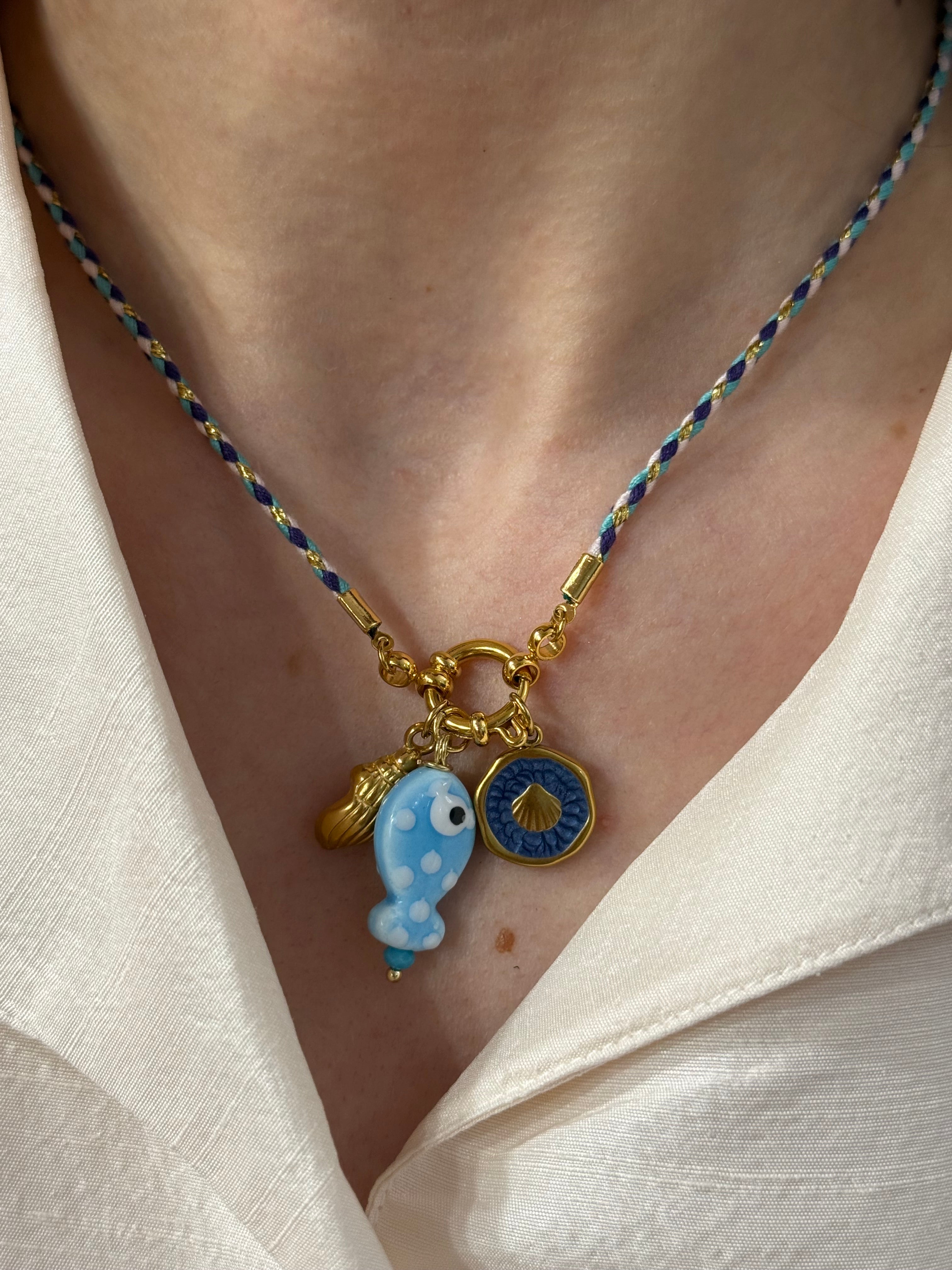 Collana in corda mix ciondoli pesci più colori