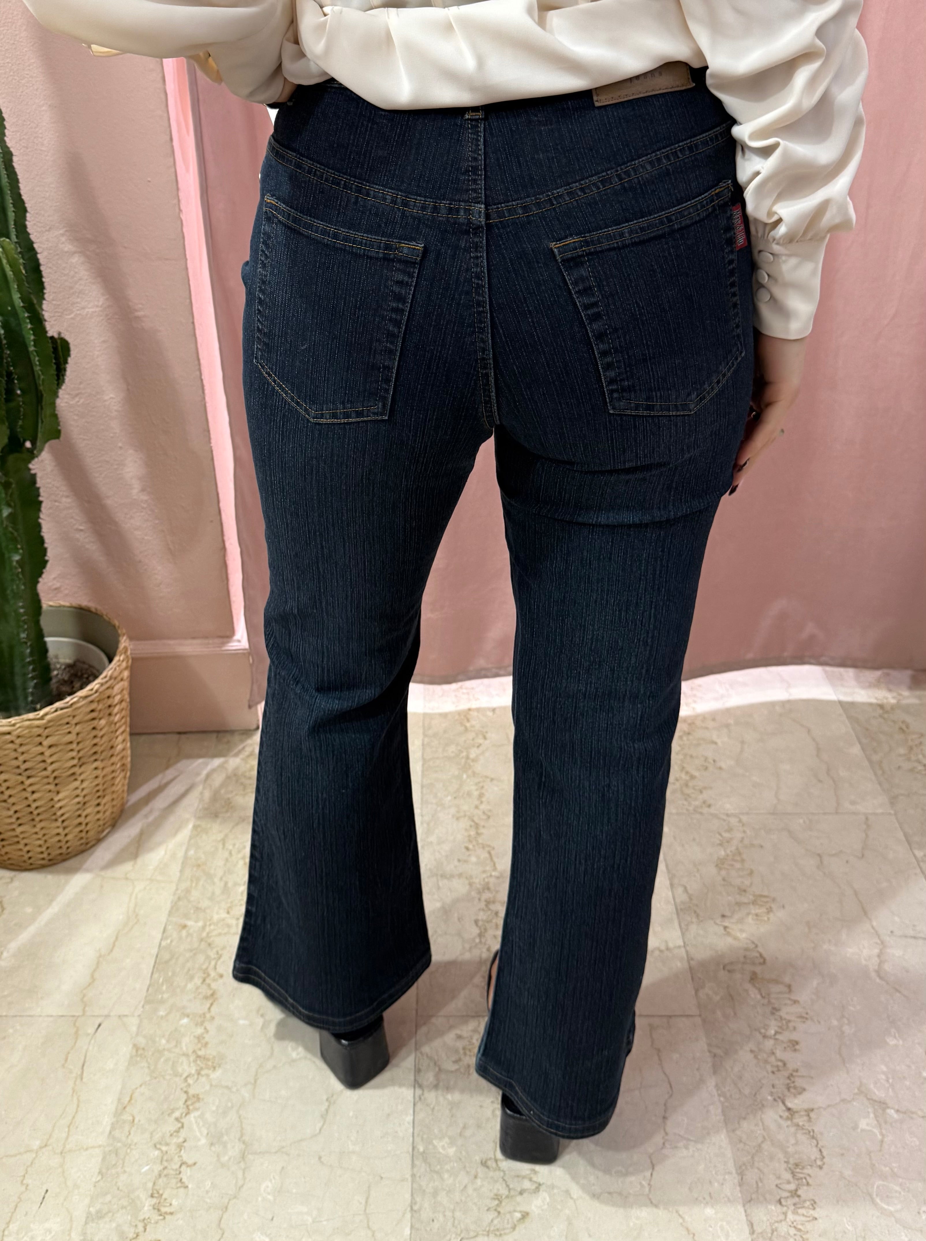 Jeans 00s ricamati con perline
