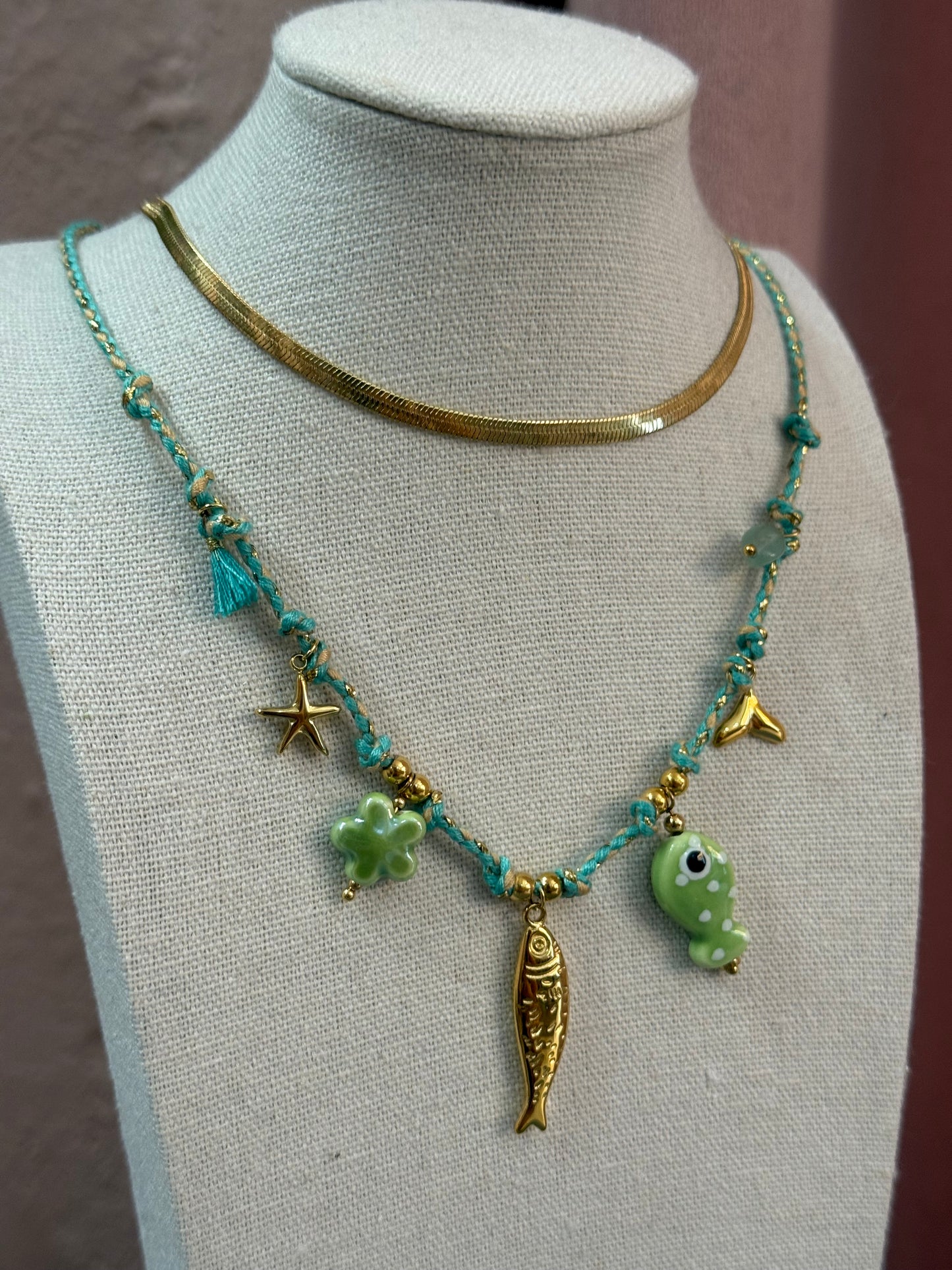Collana in corda mix ciondoli verde