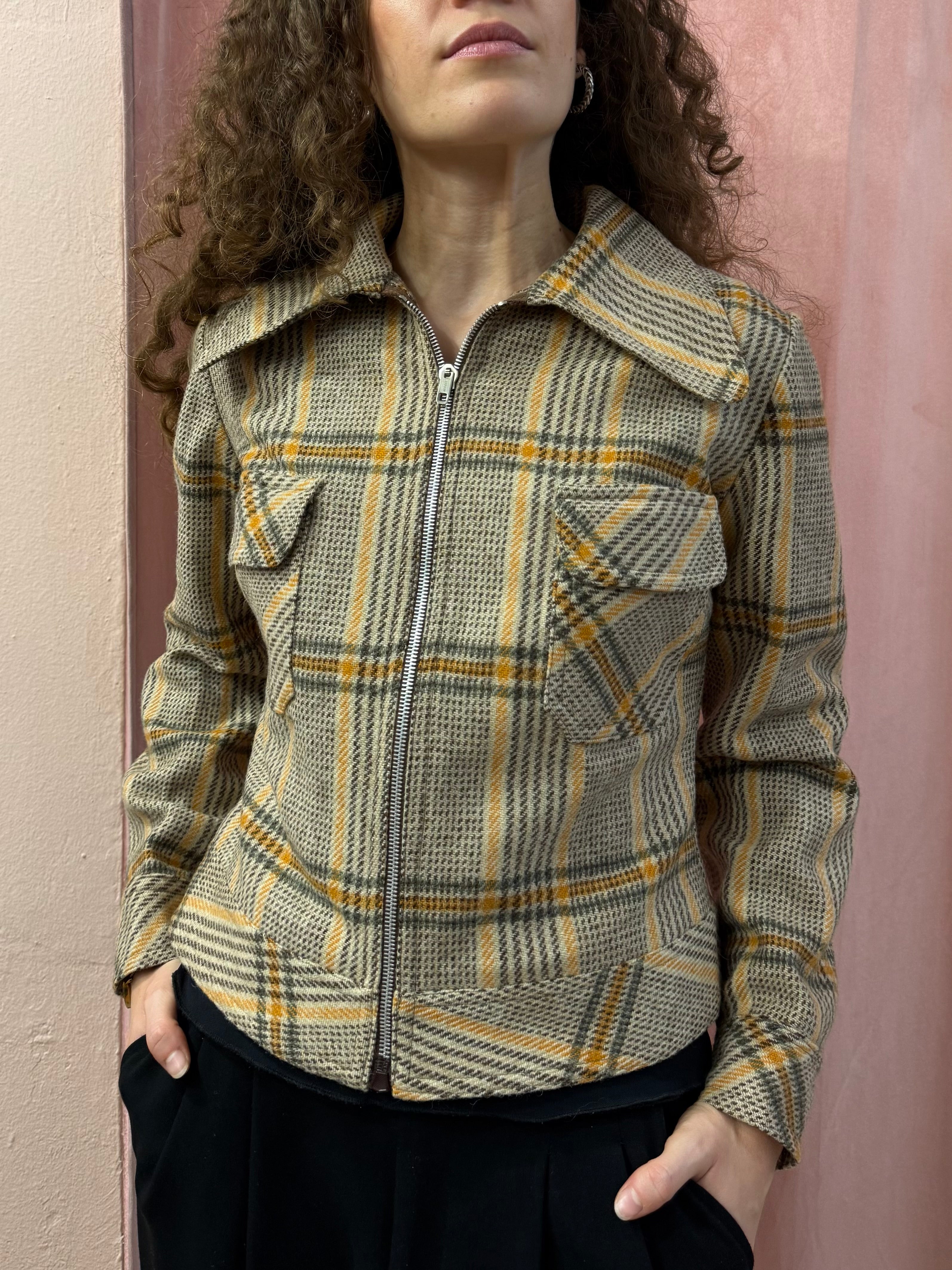 Giacca corta check in lana