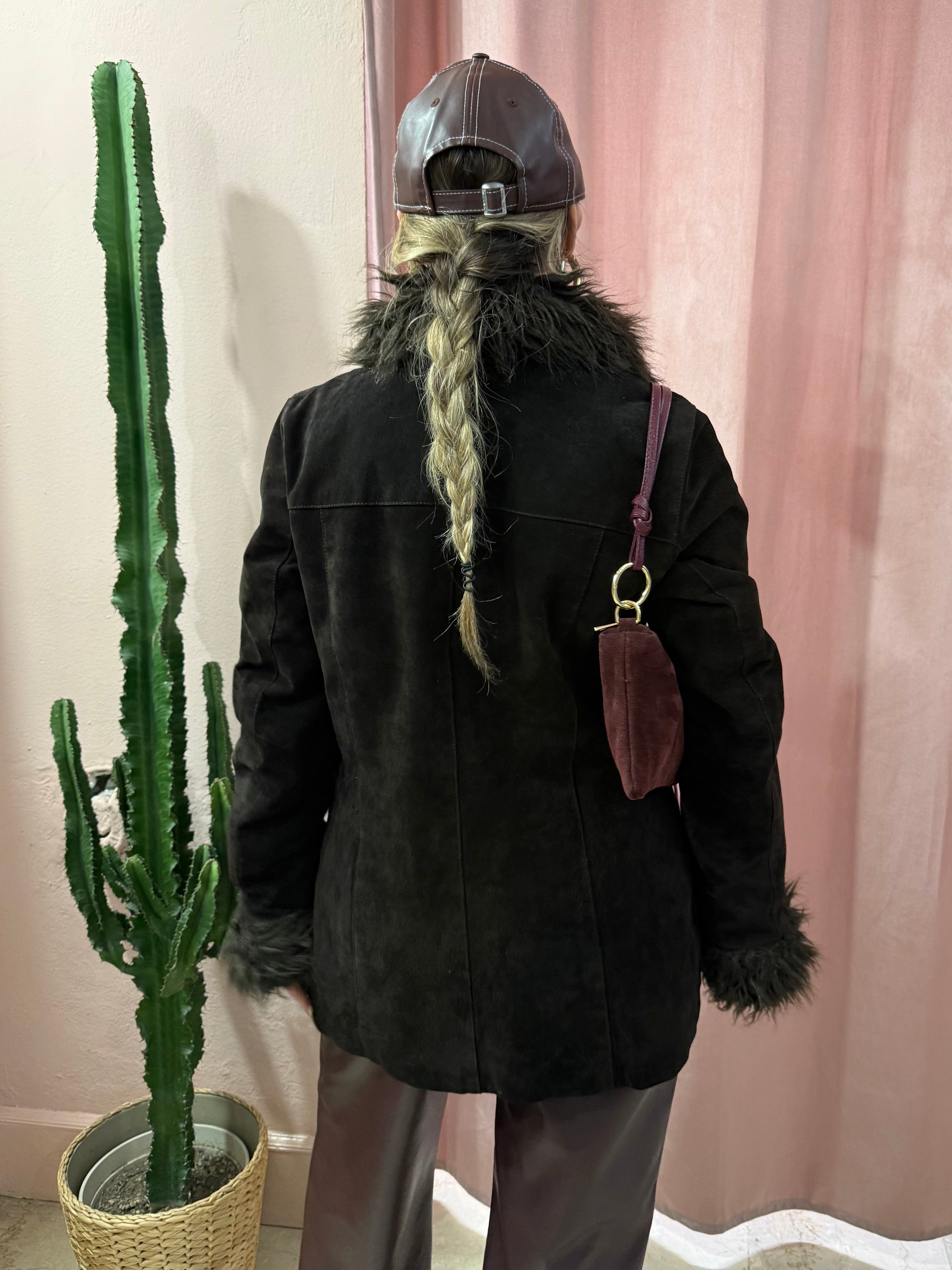 Giacca in vera pelle moro con pelo