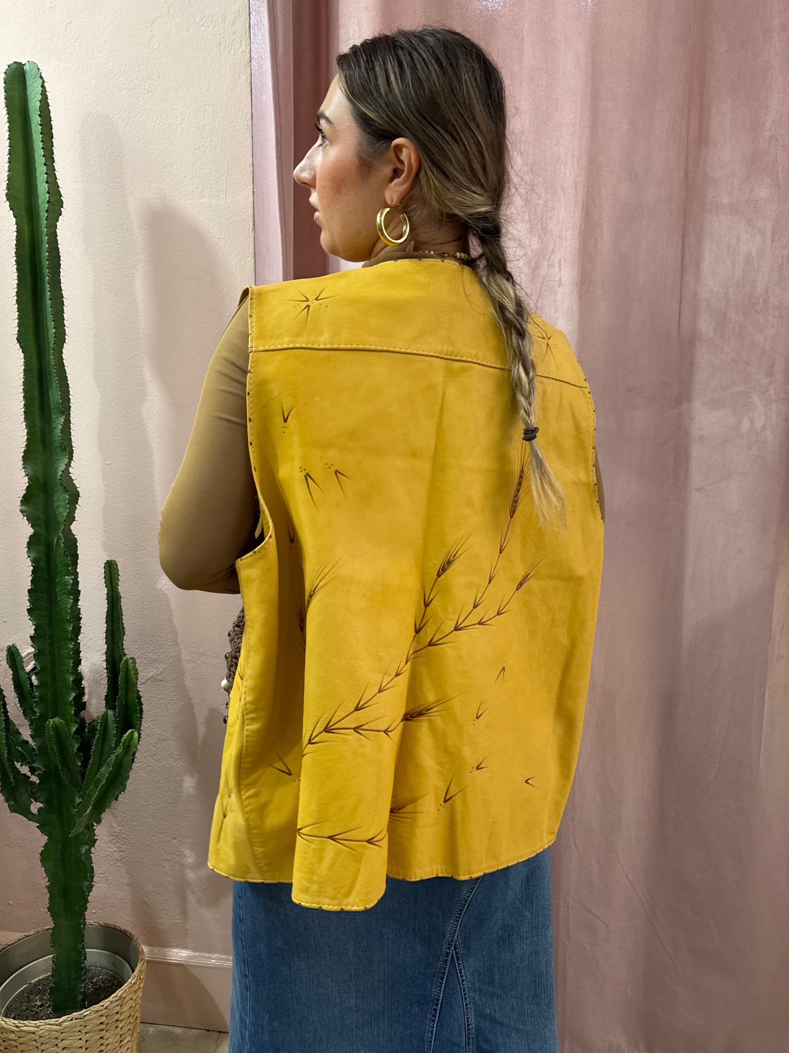 Gilet in vera pelle con fantasia spighe di grano