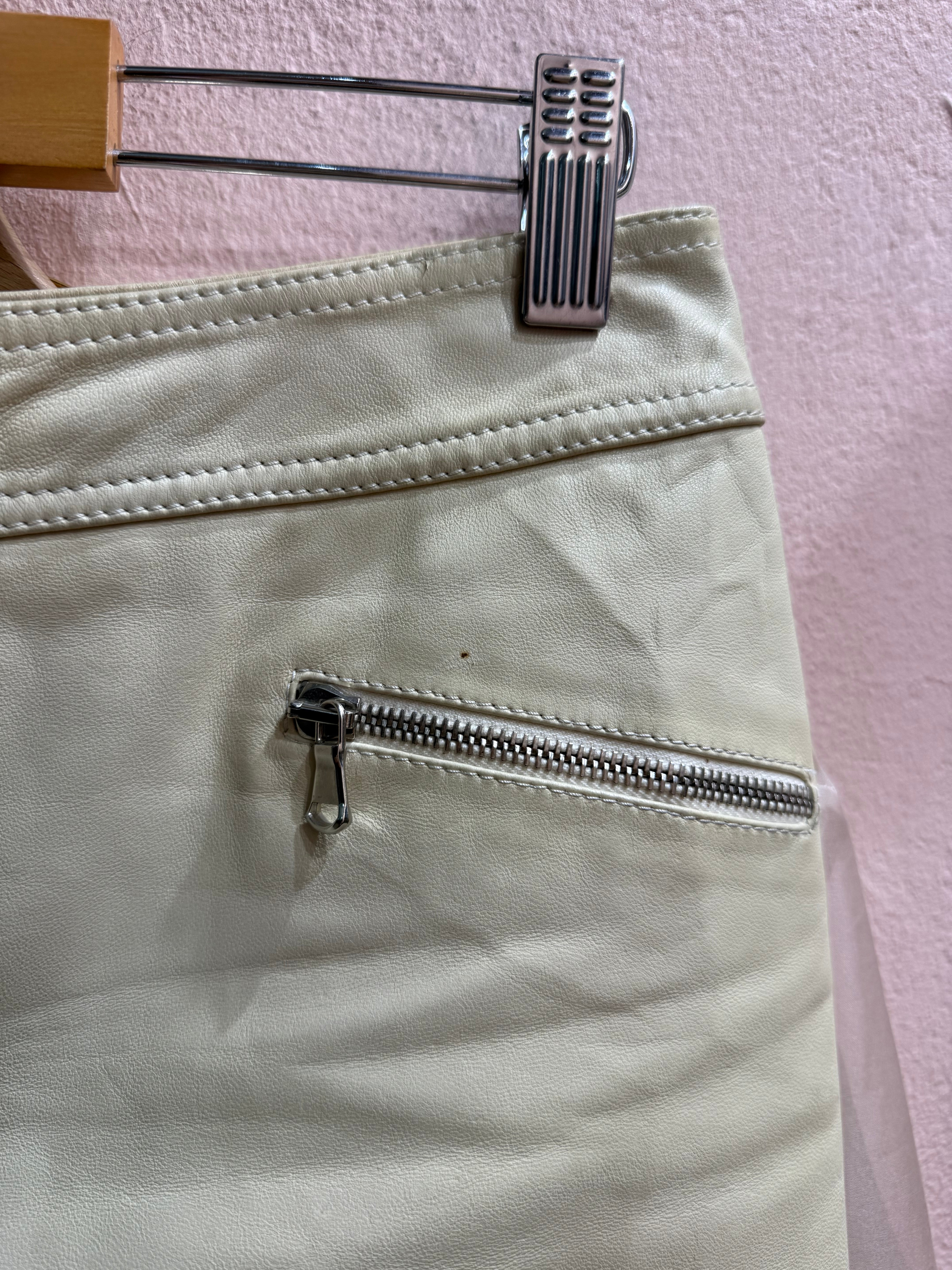 Minigonna in vera pelle crema