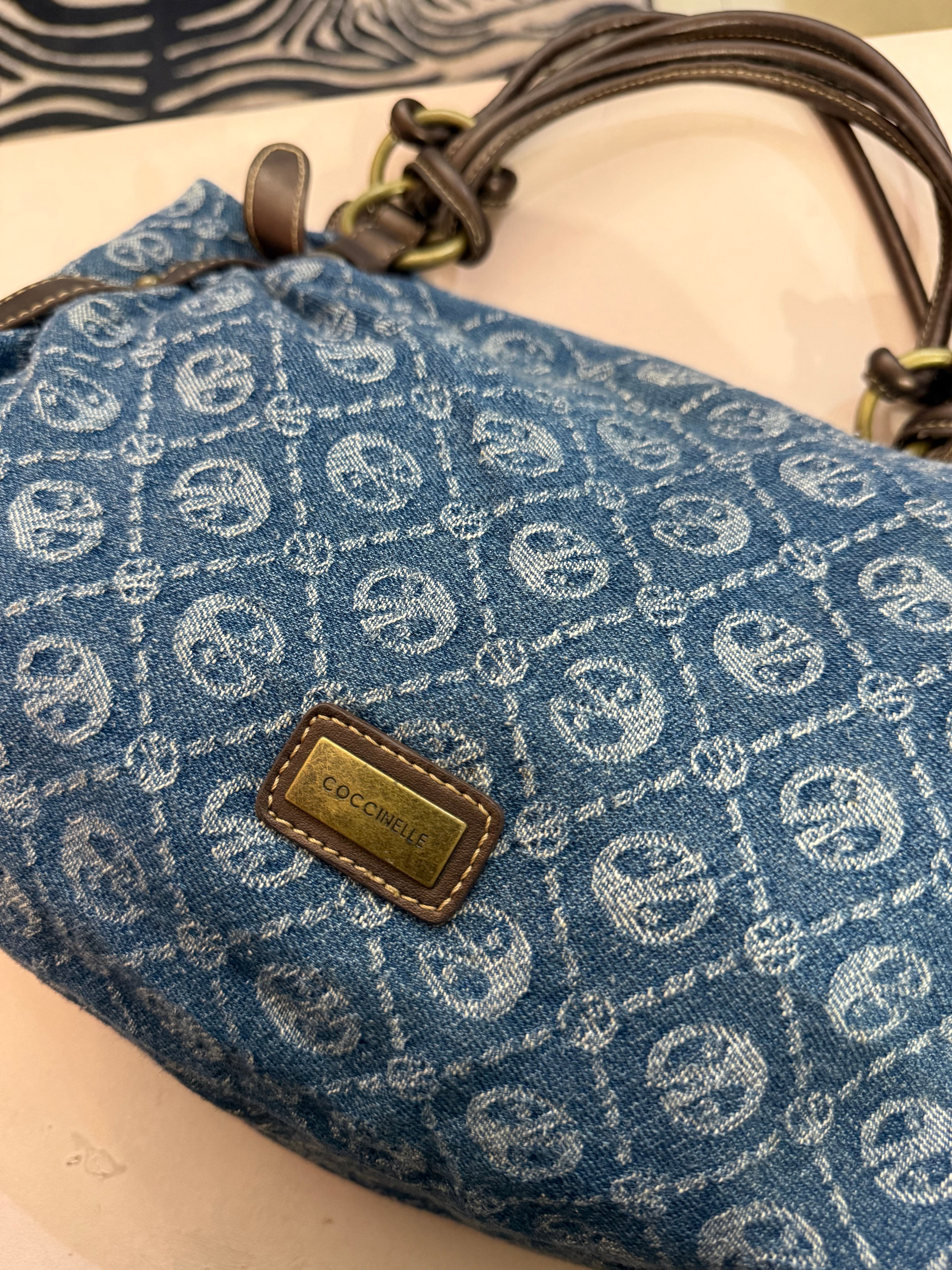 Borsa Coccinelle in denim anni 2000