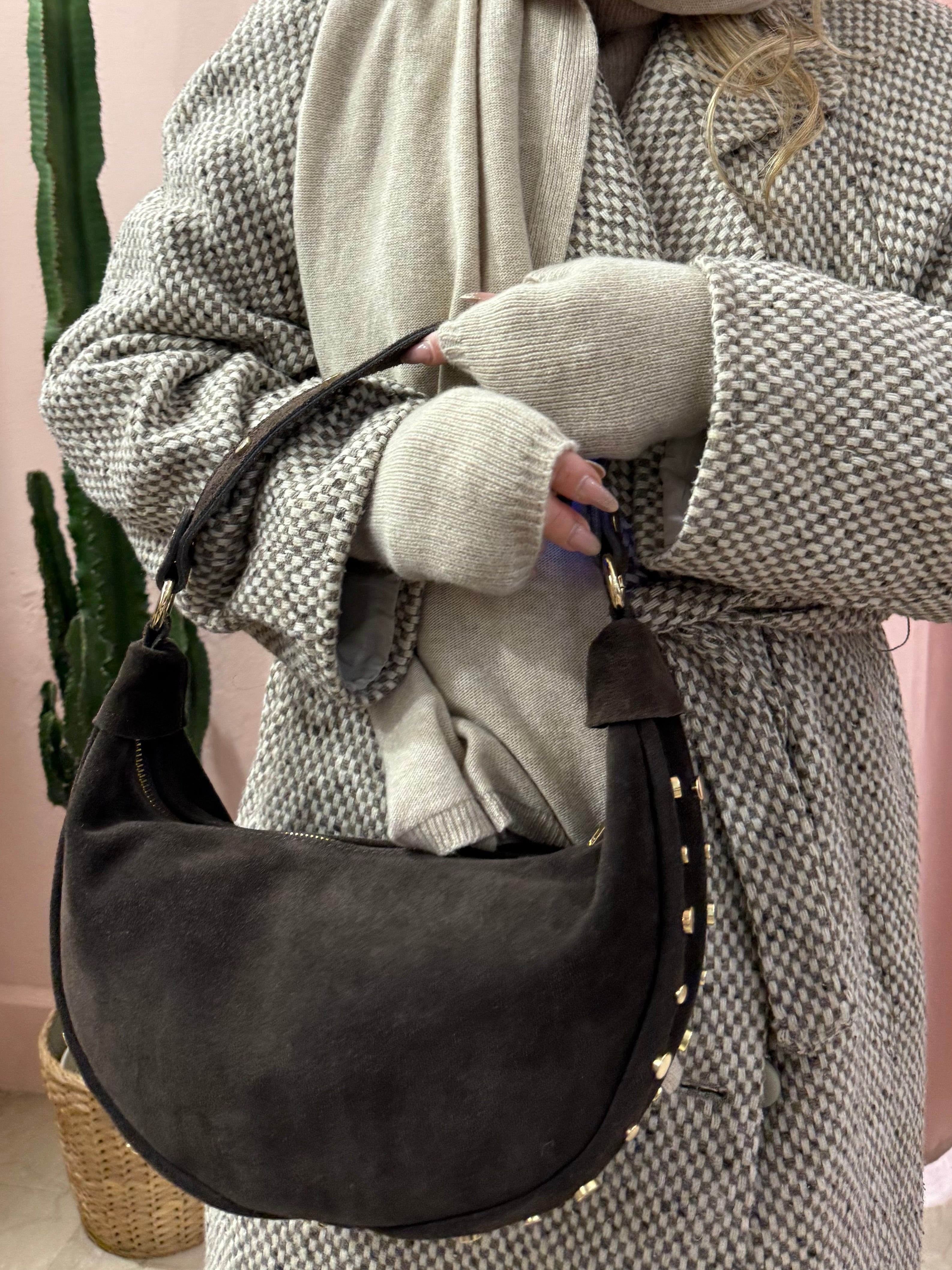 Borsa mezzaluna in vera pelle