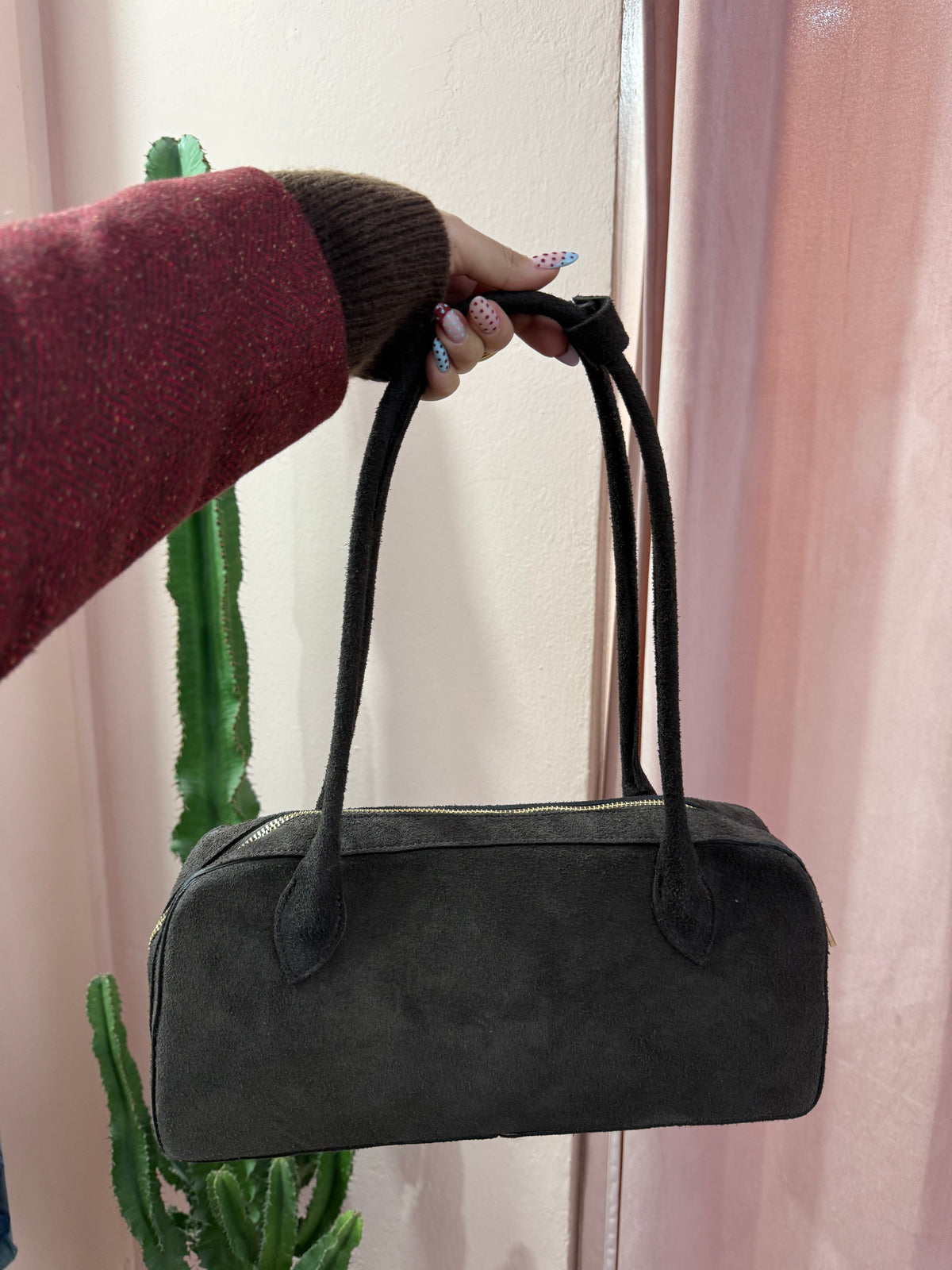 Borsa in vera pelle moro con manici lunghi