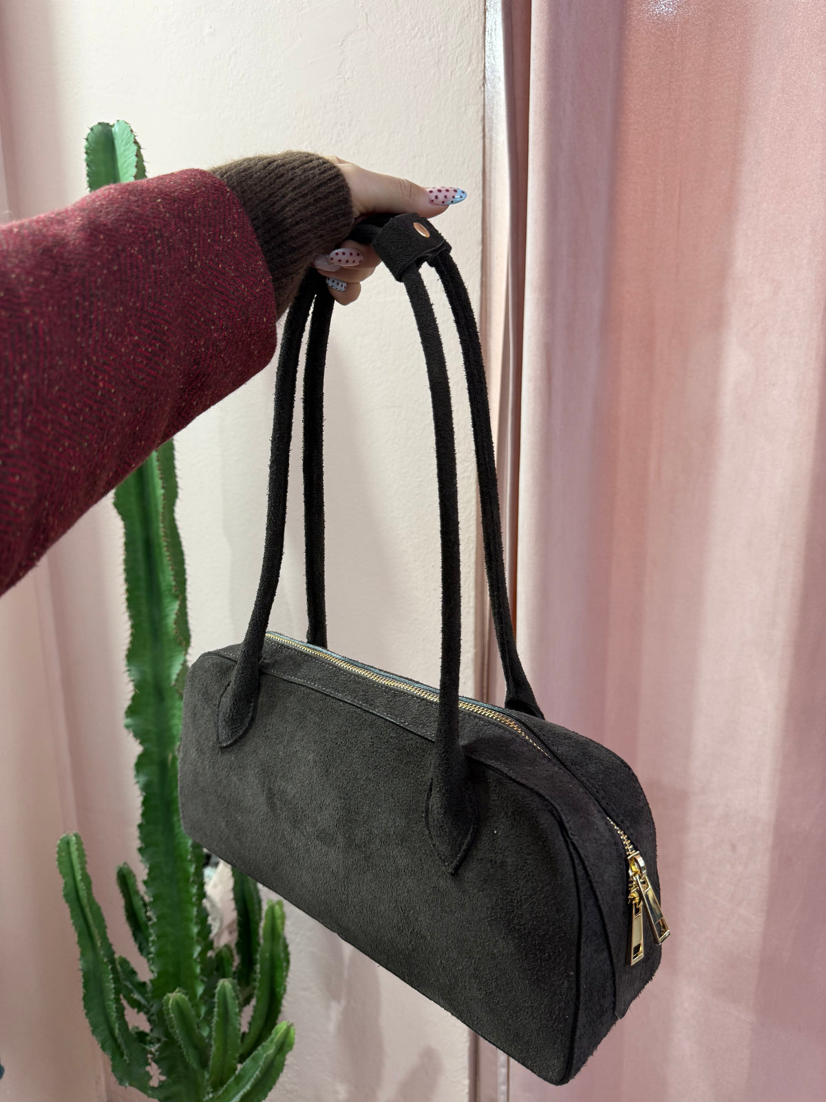 Borsa in vera pelle moro con manici lunghi