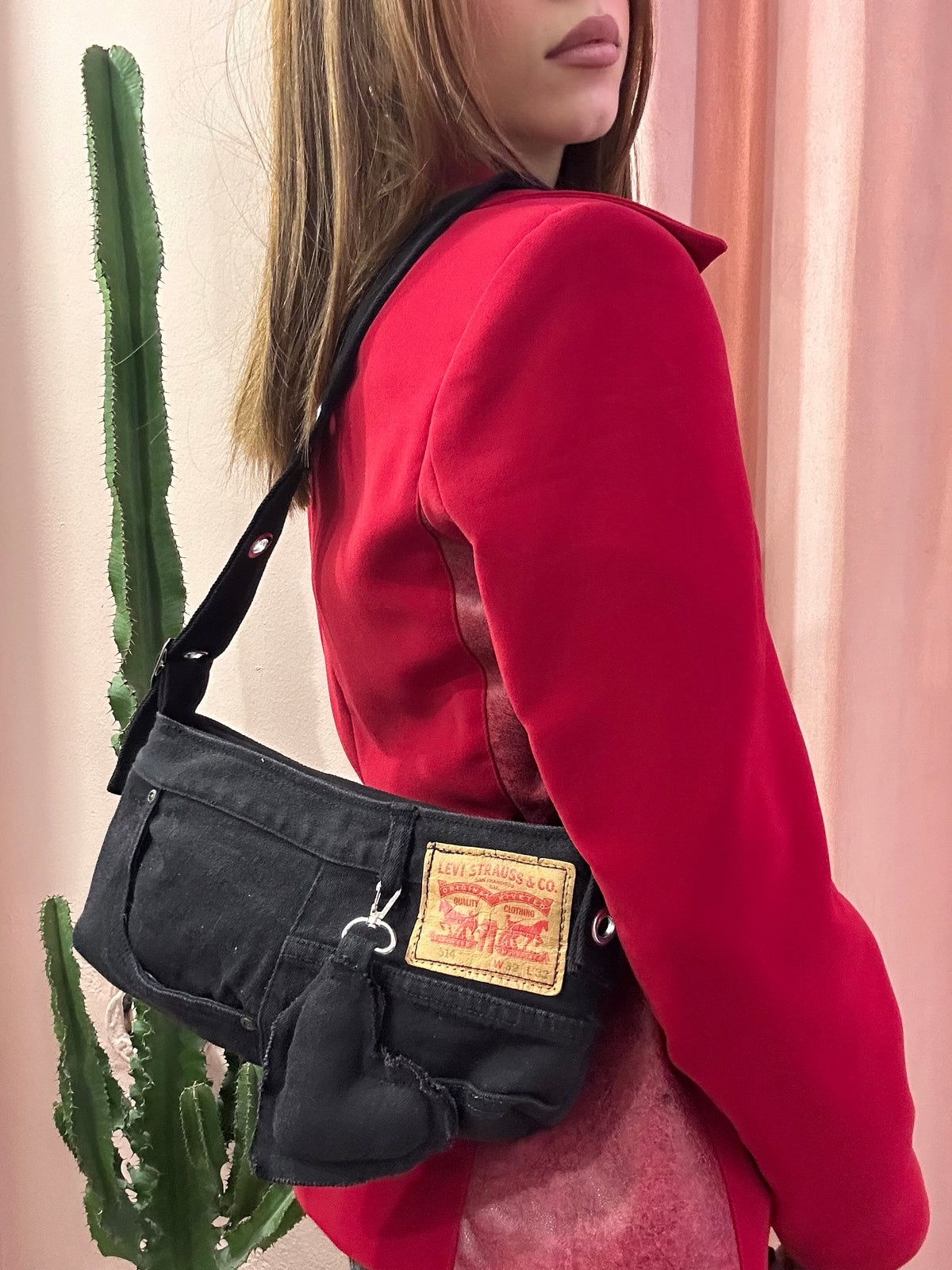 Borsa levis baguette upcycling nera