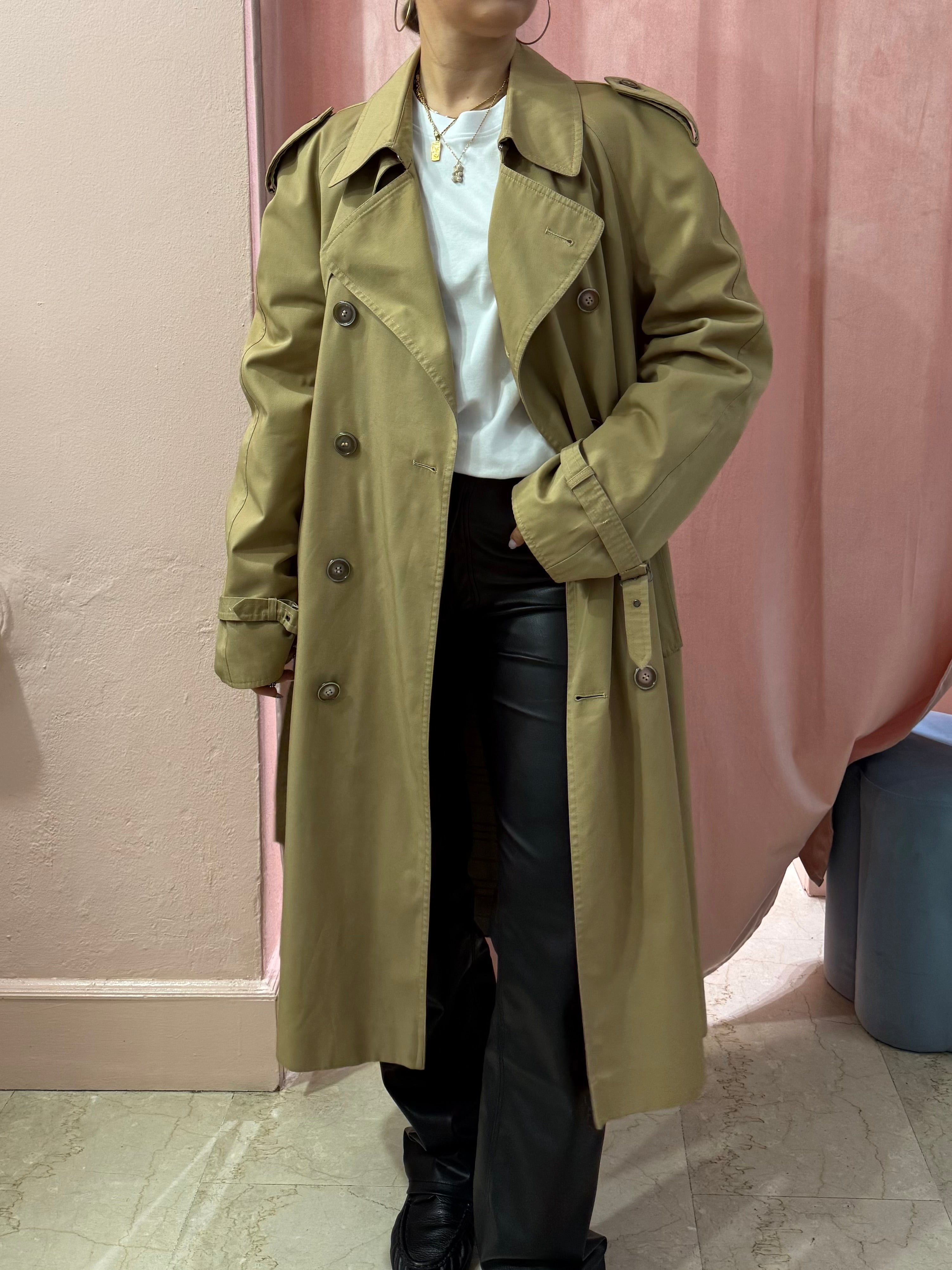 Trench vintage con cinturino