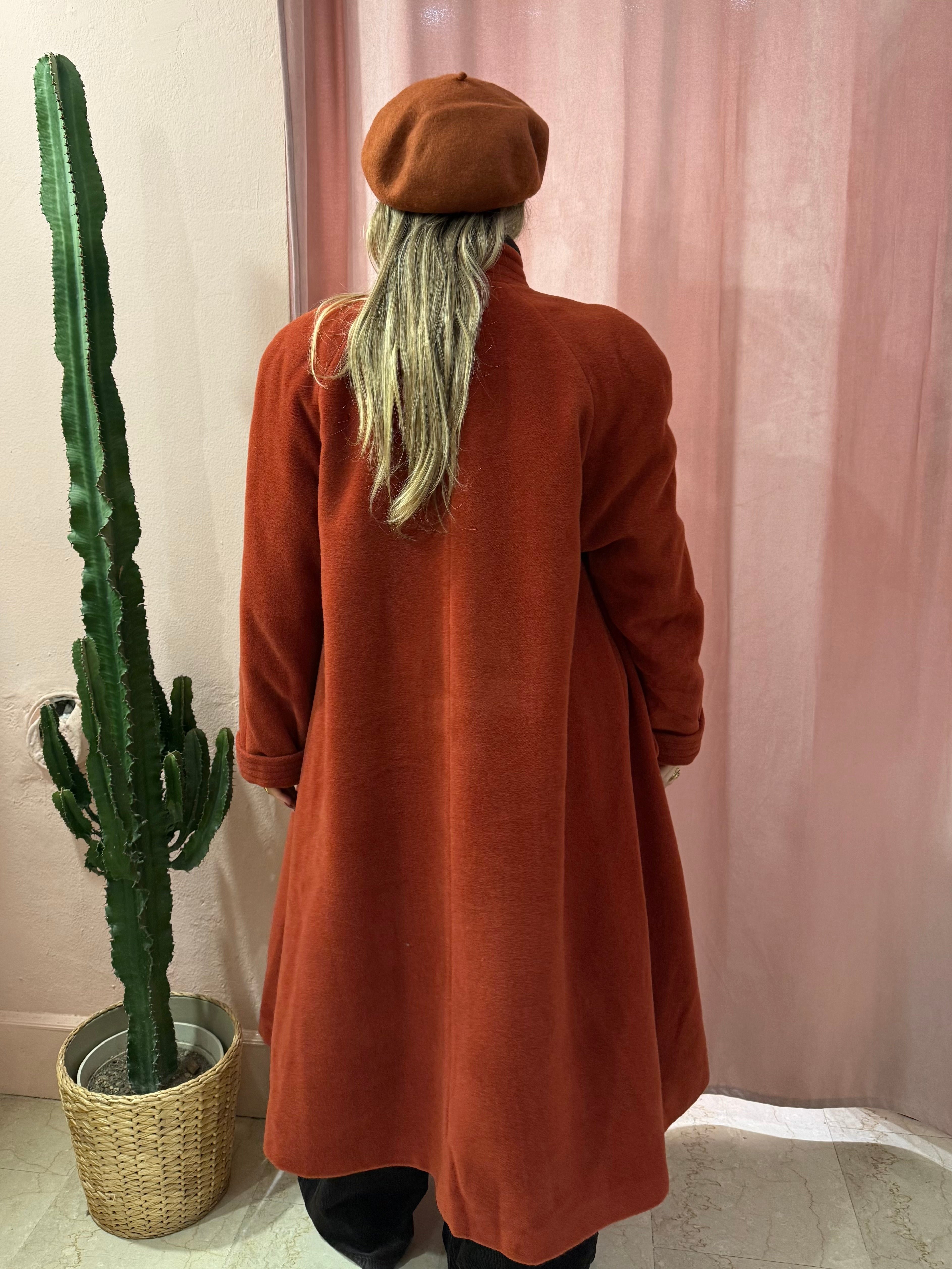 Cappotto vintage mattone in lana