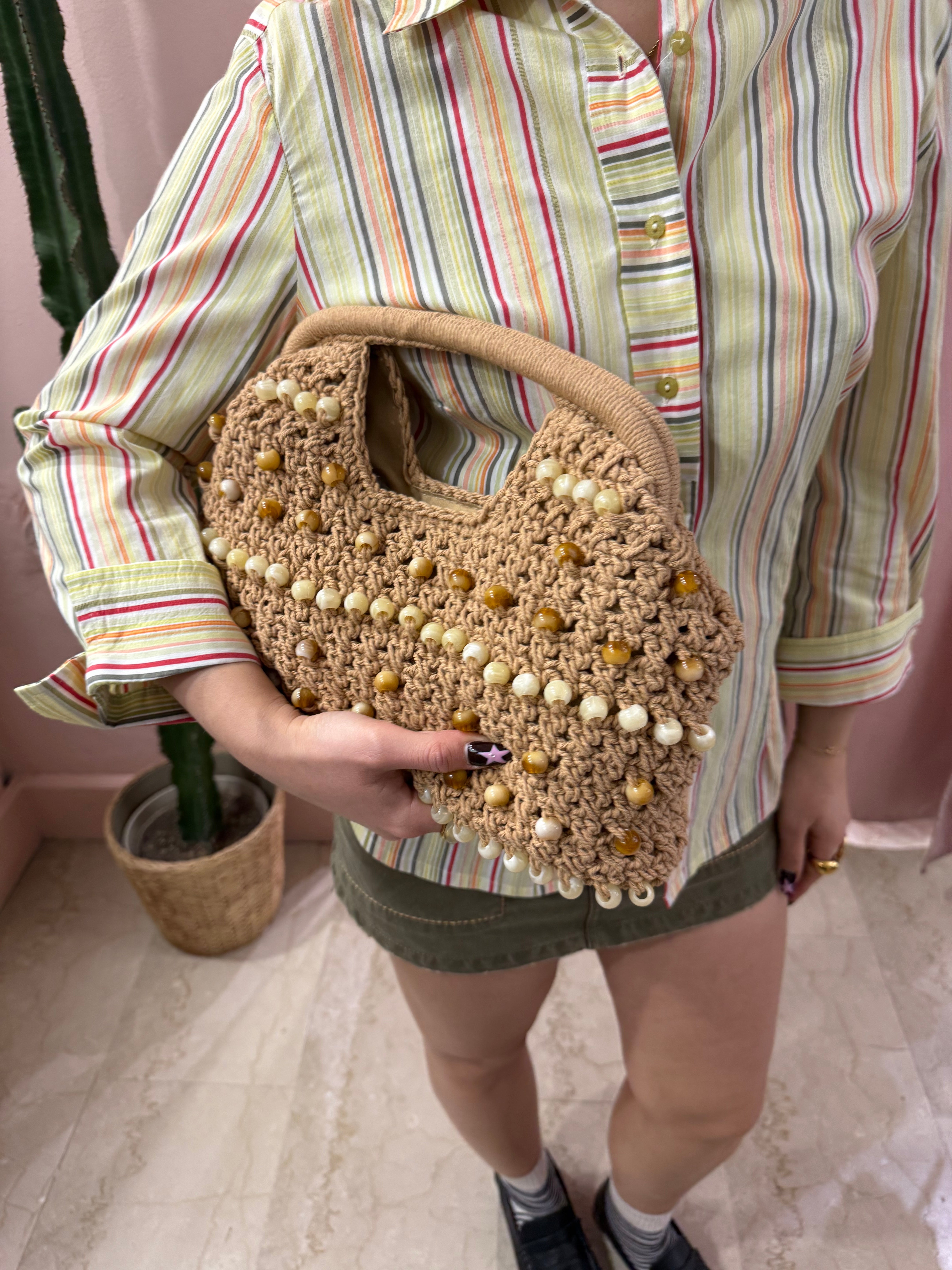 Borsa intrecciata con perline