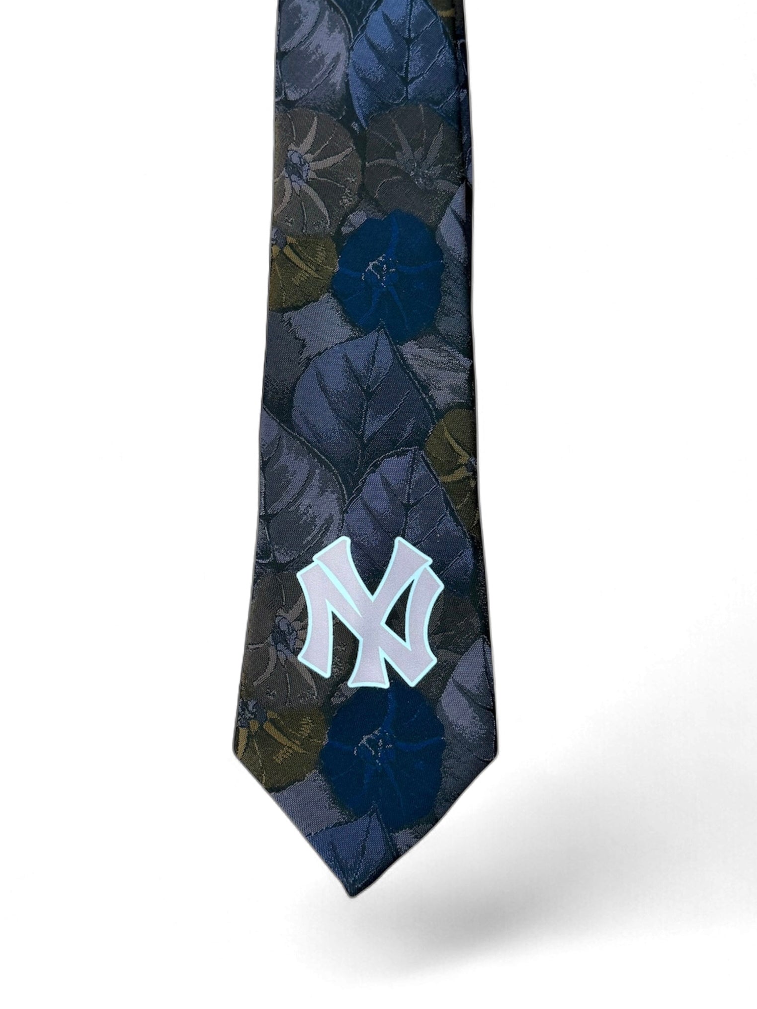 Cravatta New Yankees logo rosa