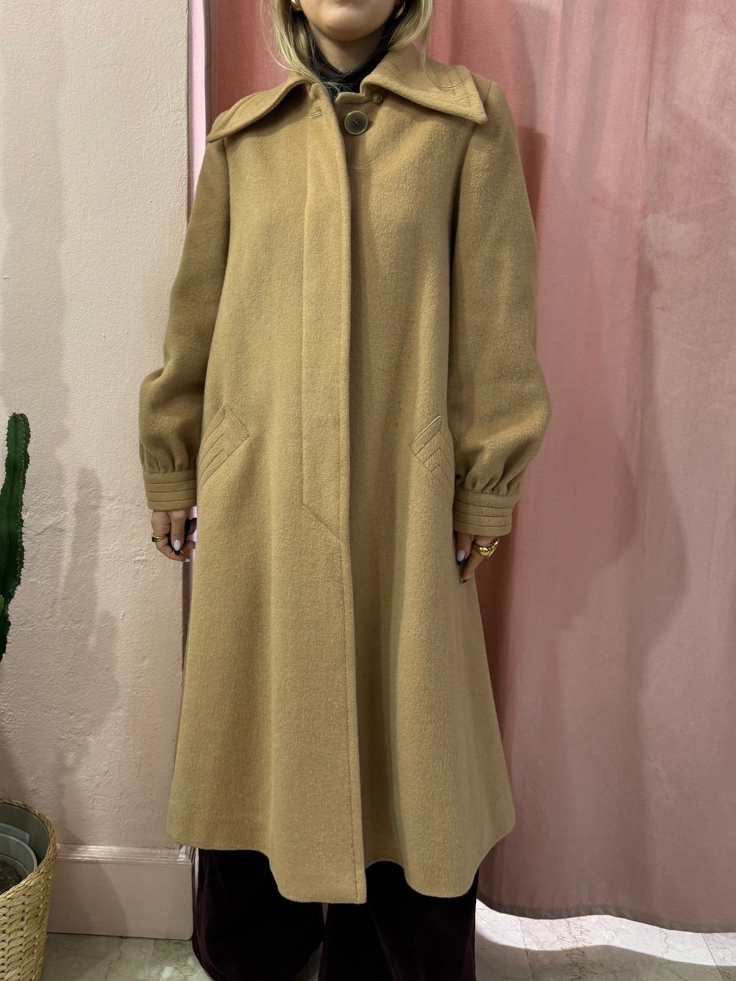 Cappotto cammello maniche a sbuffo