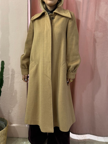 Cappotto cammello maniche a sbuffo