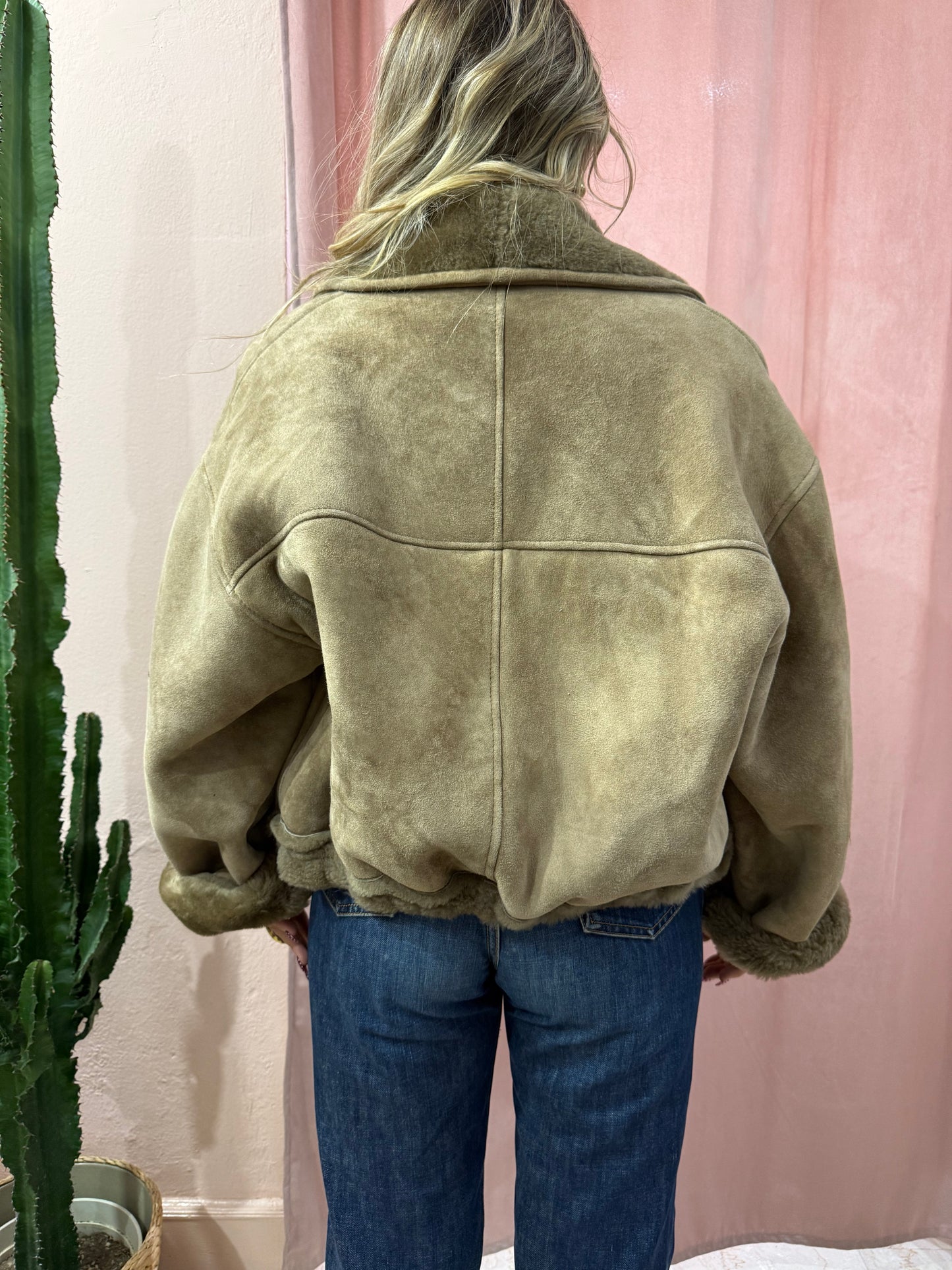 Montone crop nocciola