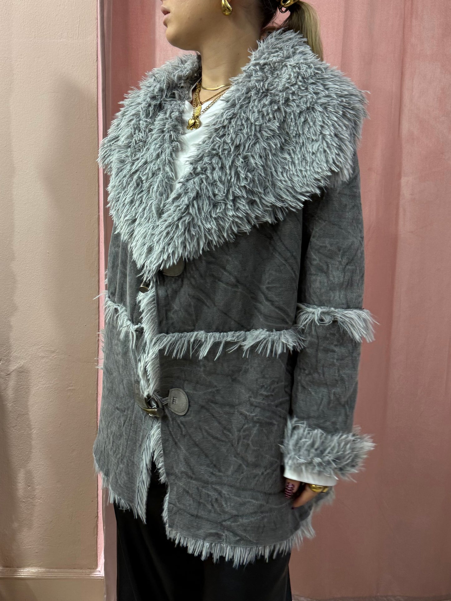 Montone 00s ghiaccio