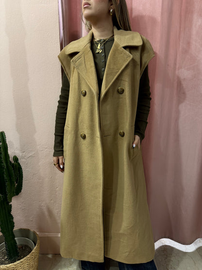 Cappotto smanicato cammello in pura lana