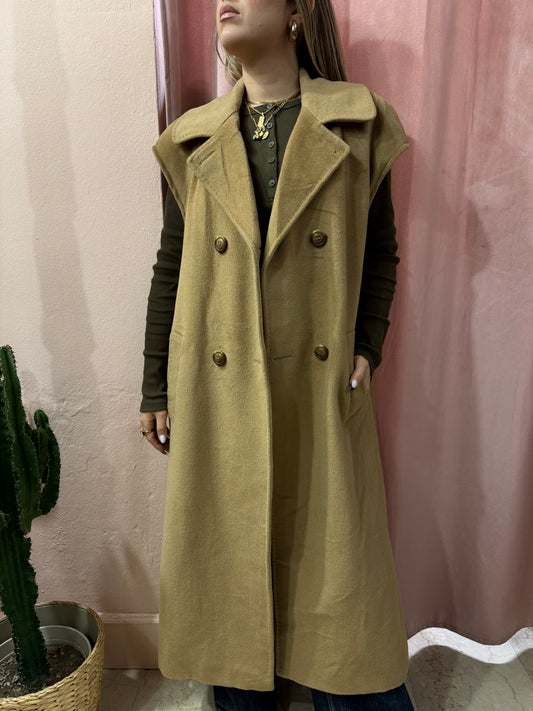 Cappotto smanicato cammello in pura lana