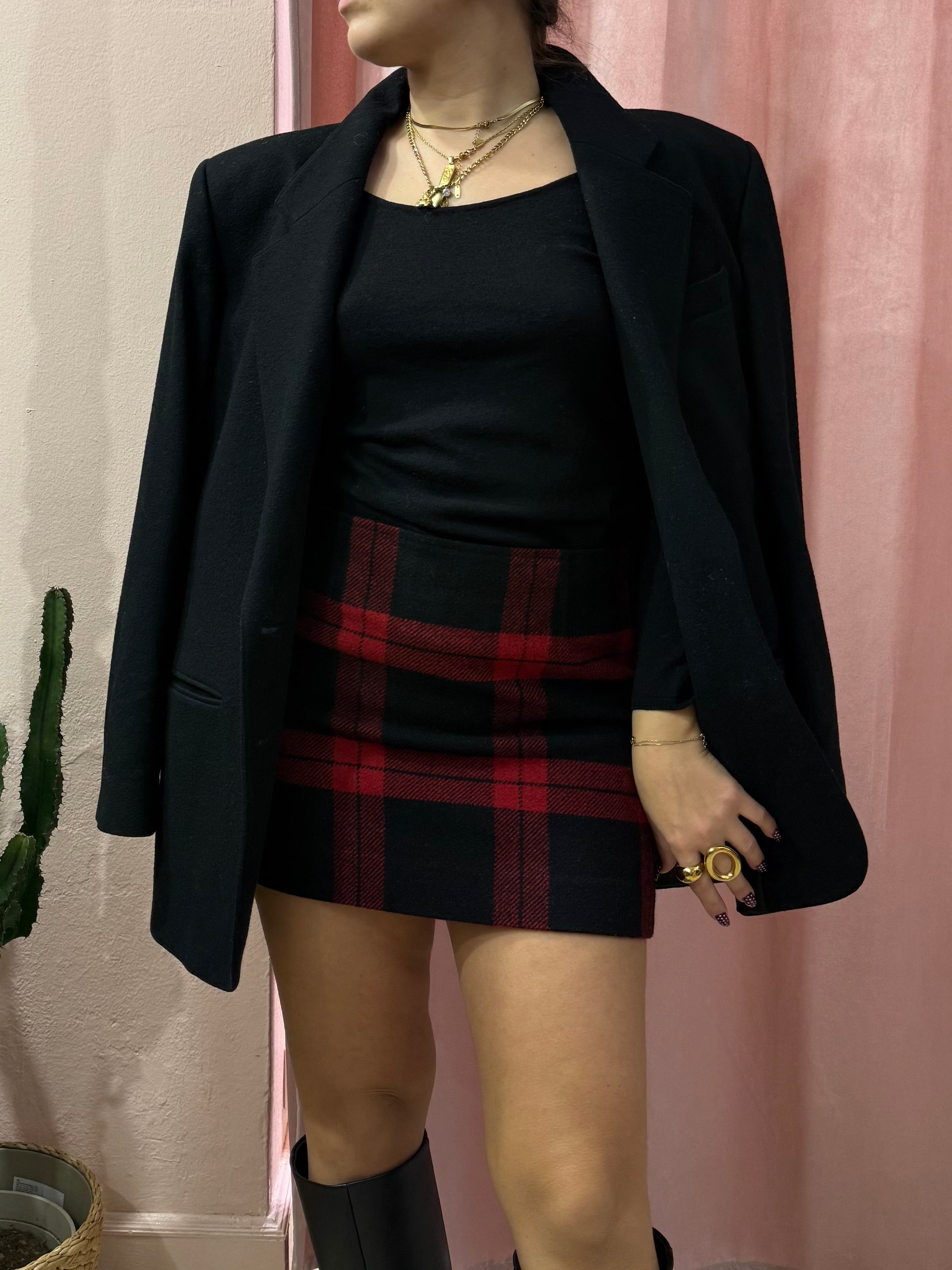 Mini gonna a tubino rossa e nera 00s