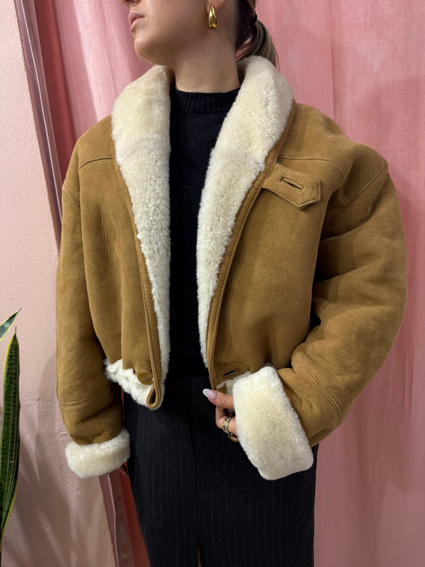 Montone vintage crop cammello