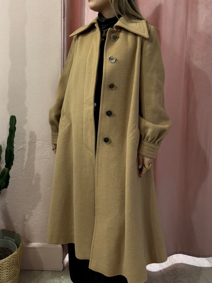 Cappotto cammello maniche a sbuffo