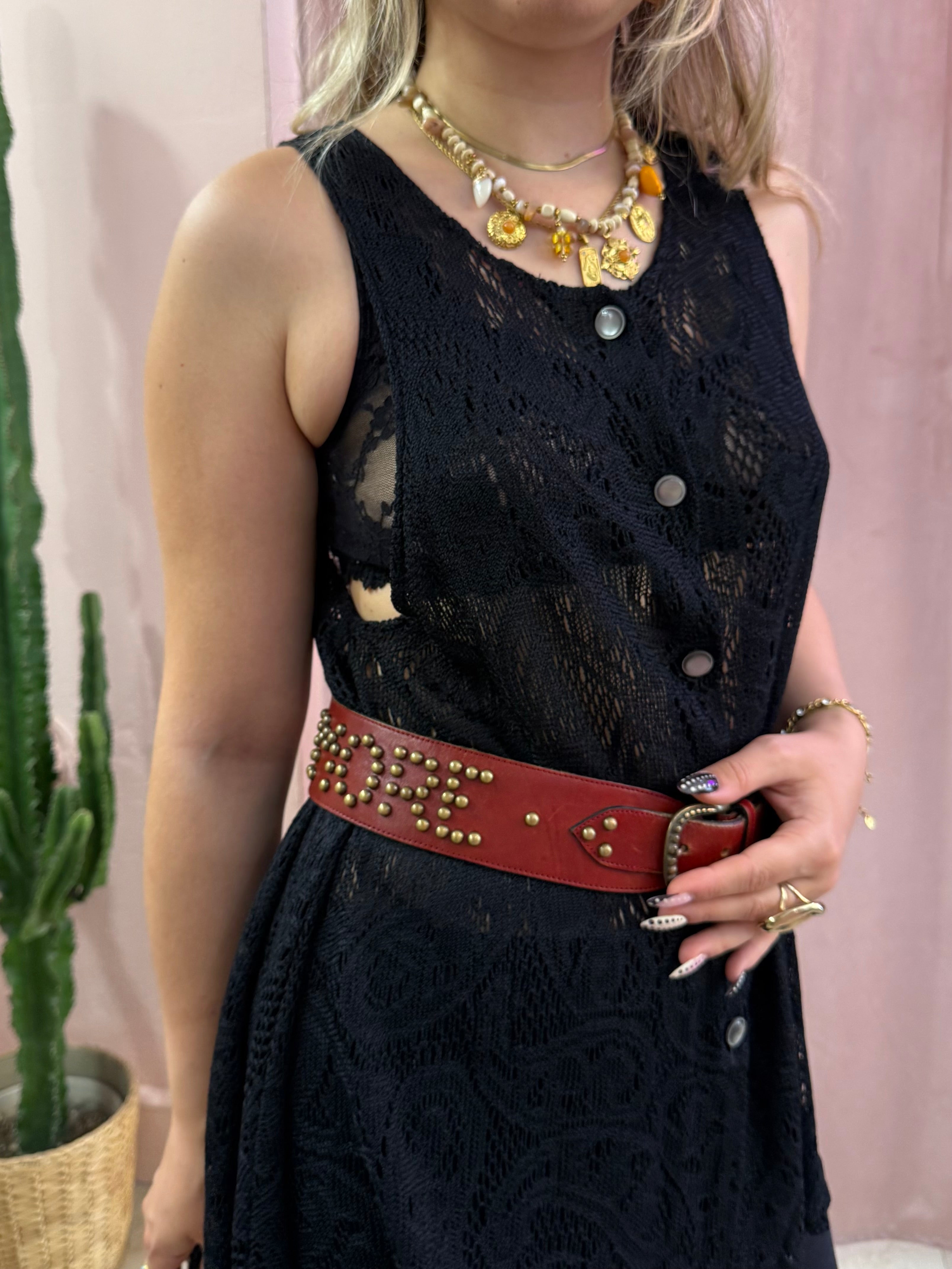 Cintura in pelle vintage scritta AMORE